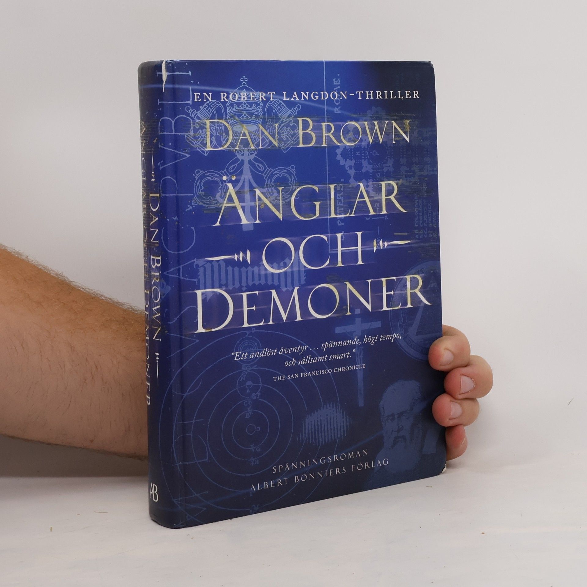 Dan Brown Robert Langdon-thriller: Änglar och demoner