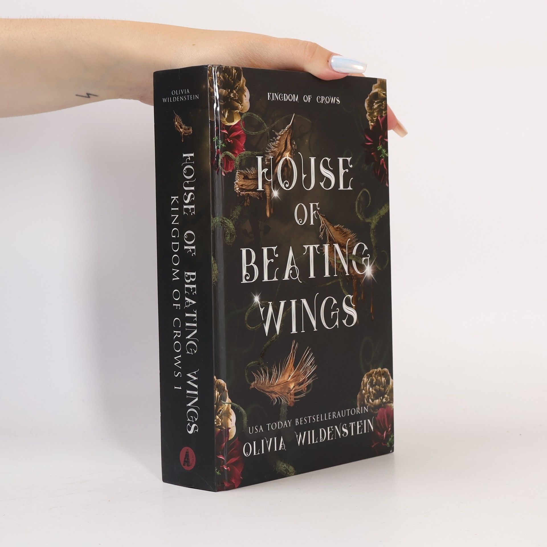 Olivia Wildenstein House of beating wings