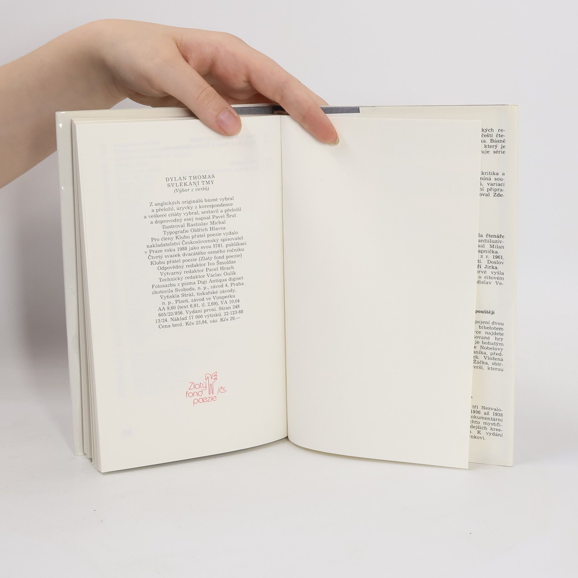 Dylan Thomas Svlékání tmy