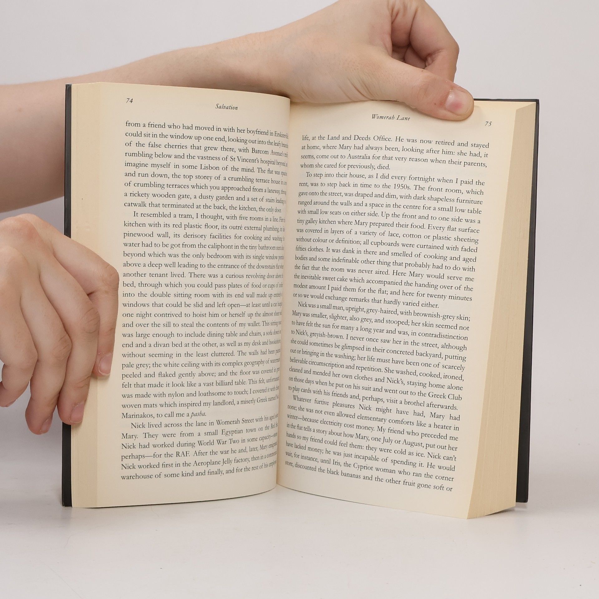Martin Edmonds Luca Antara. Passages in Search of Australia