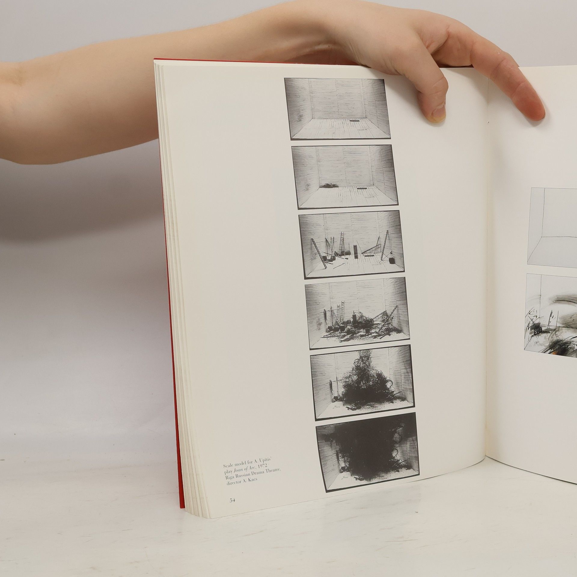 Lolita Jablonskienė Personal time. Art of Estonia, Latvia and Lithuania 1945-1996