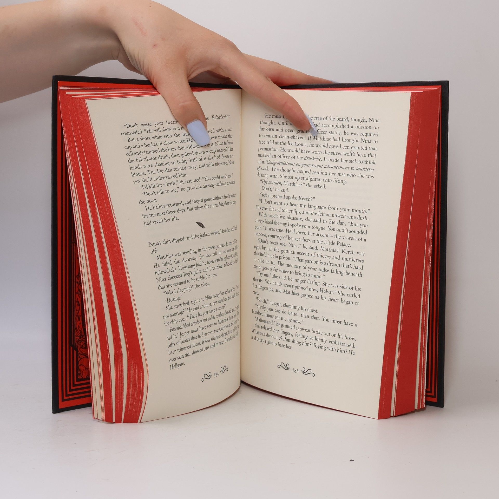 Leigh Bardugo Six of Crows. Collector's Edition