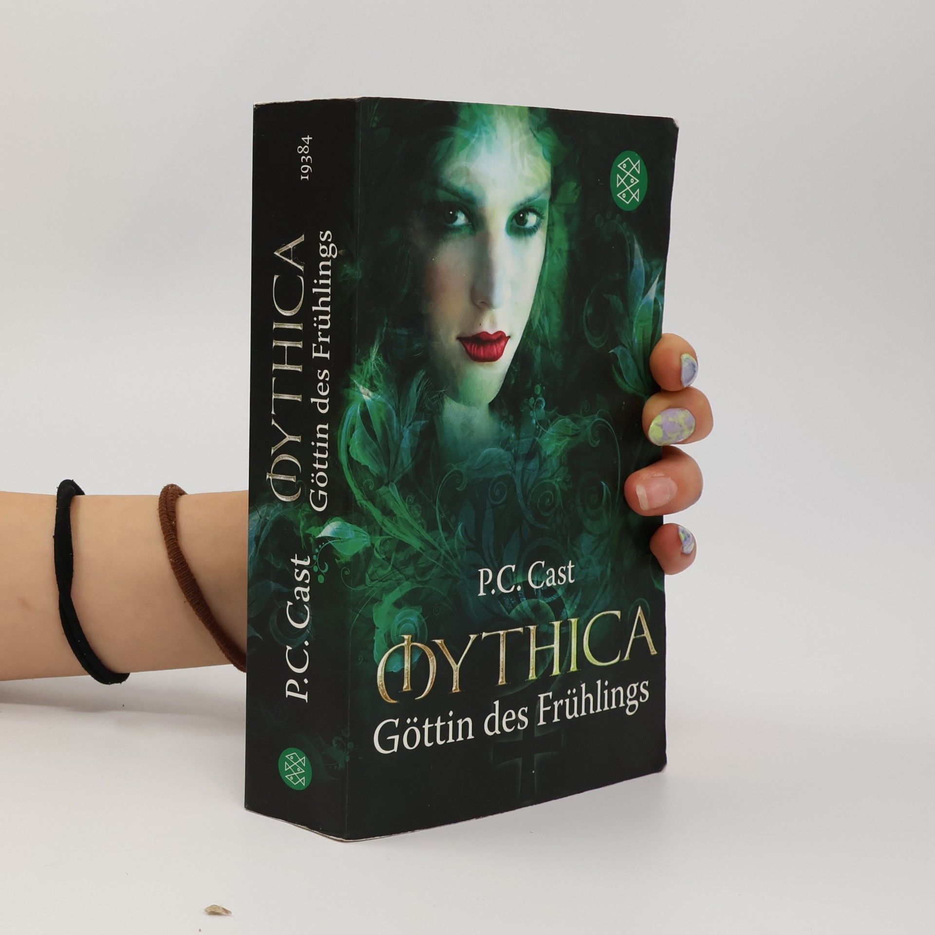 Phyllis Christine Cast Mythica. Göttin des Frühlings