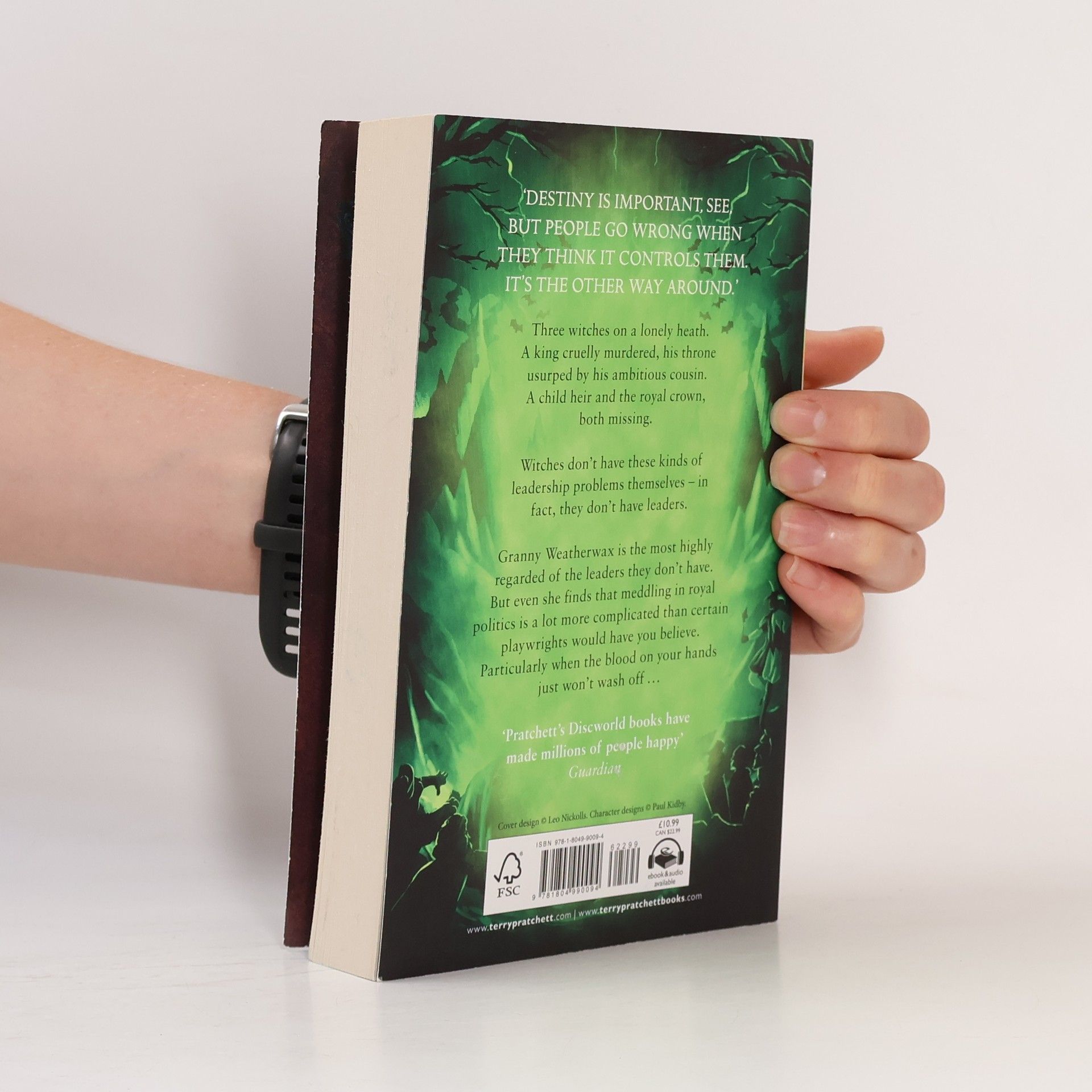 Terry Pratchett Wyrd Sisters