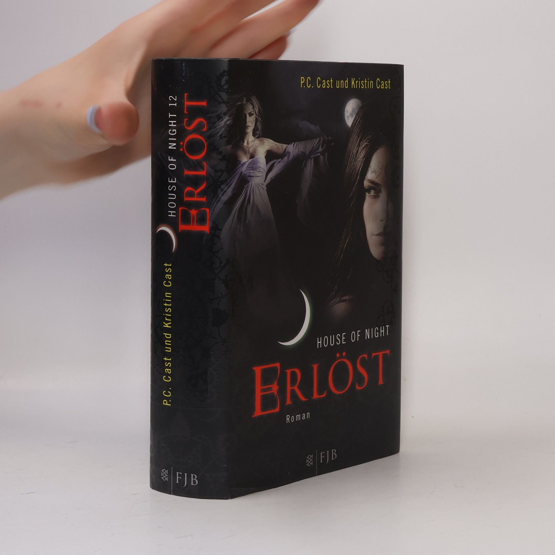 Phyllis Christine Cast Erlöst. House of Night