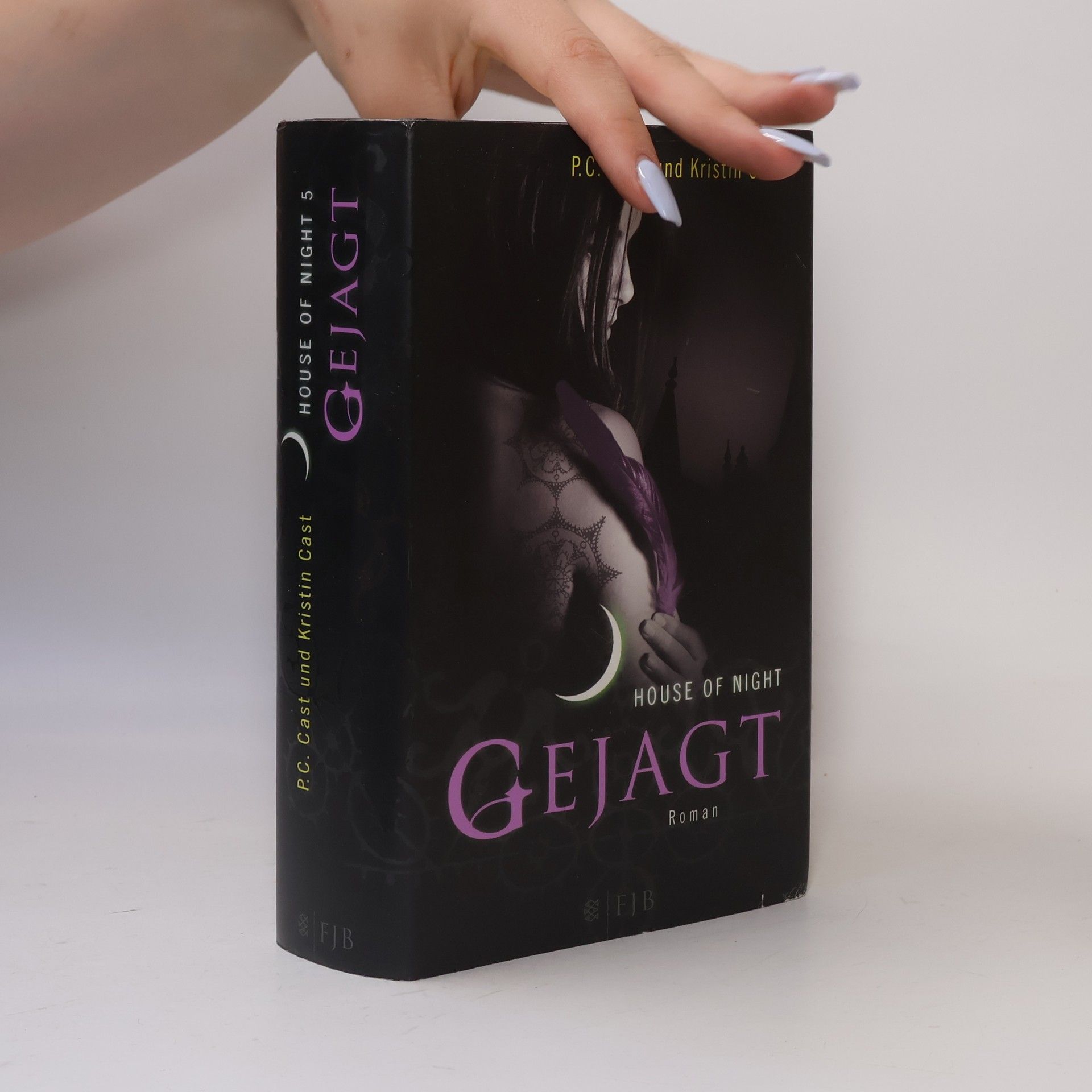 Phyllis Christine Cast House of Night 4. Gejagt