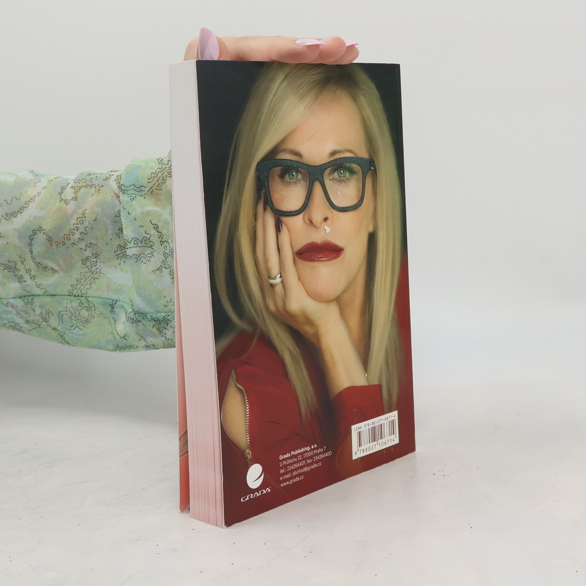 Alena Klenot Jsem příliš mladá, abych zestárla