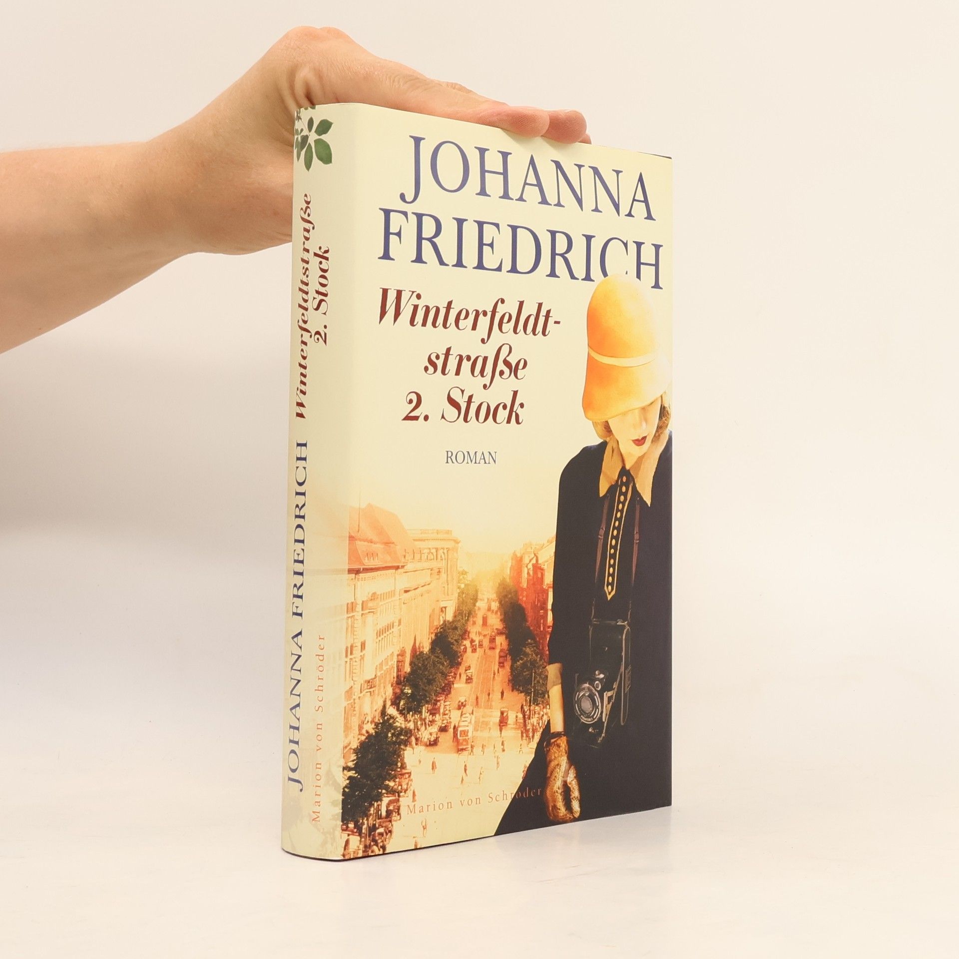 Johanna Friedrich Winterfeldtstraße, 2. Stock