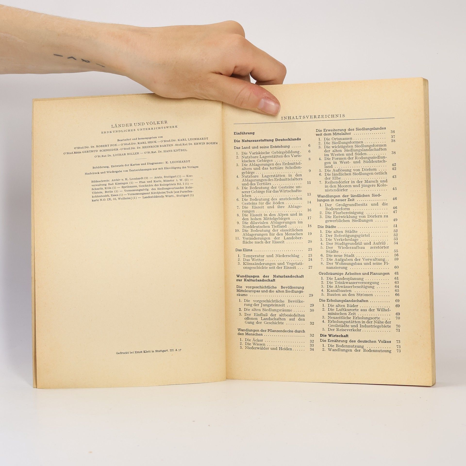 Various authors Länder und Völker 8