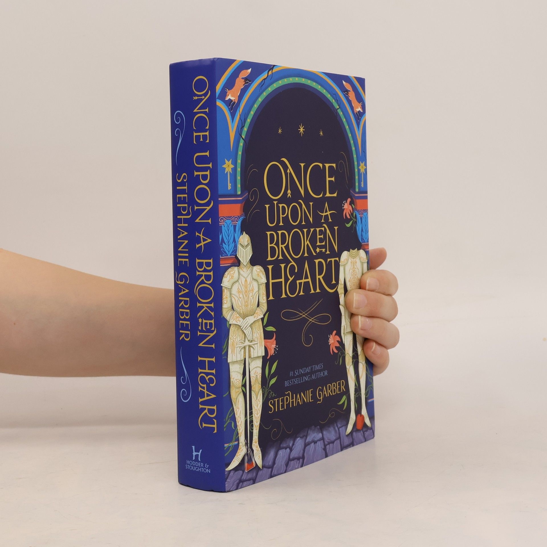 Stephanie Garber Once Upon a Broken Heart