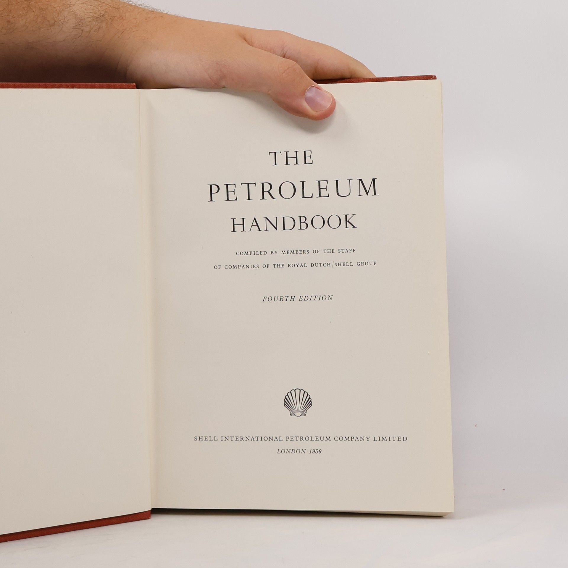 Various authors The Petroleum Handbook