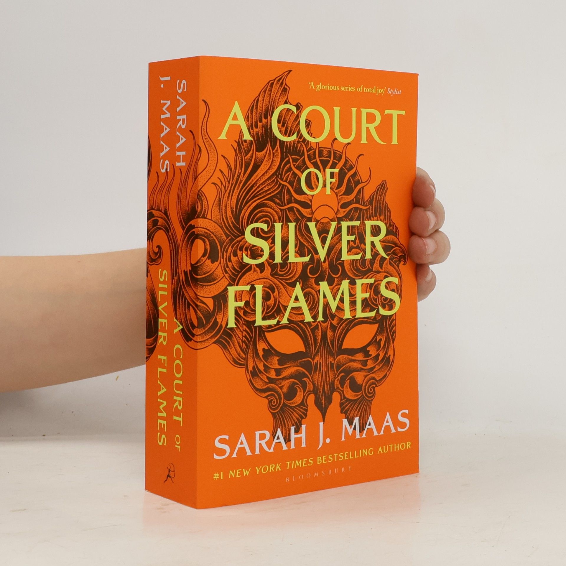 Sarah J. Maas A Court of Silver Flames