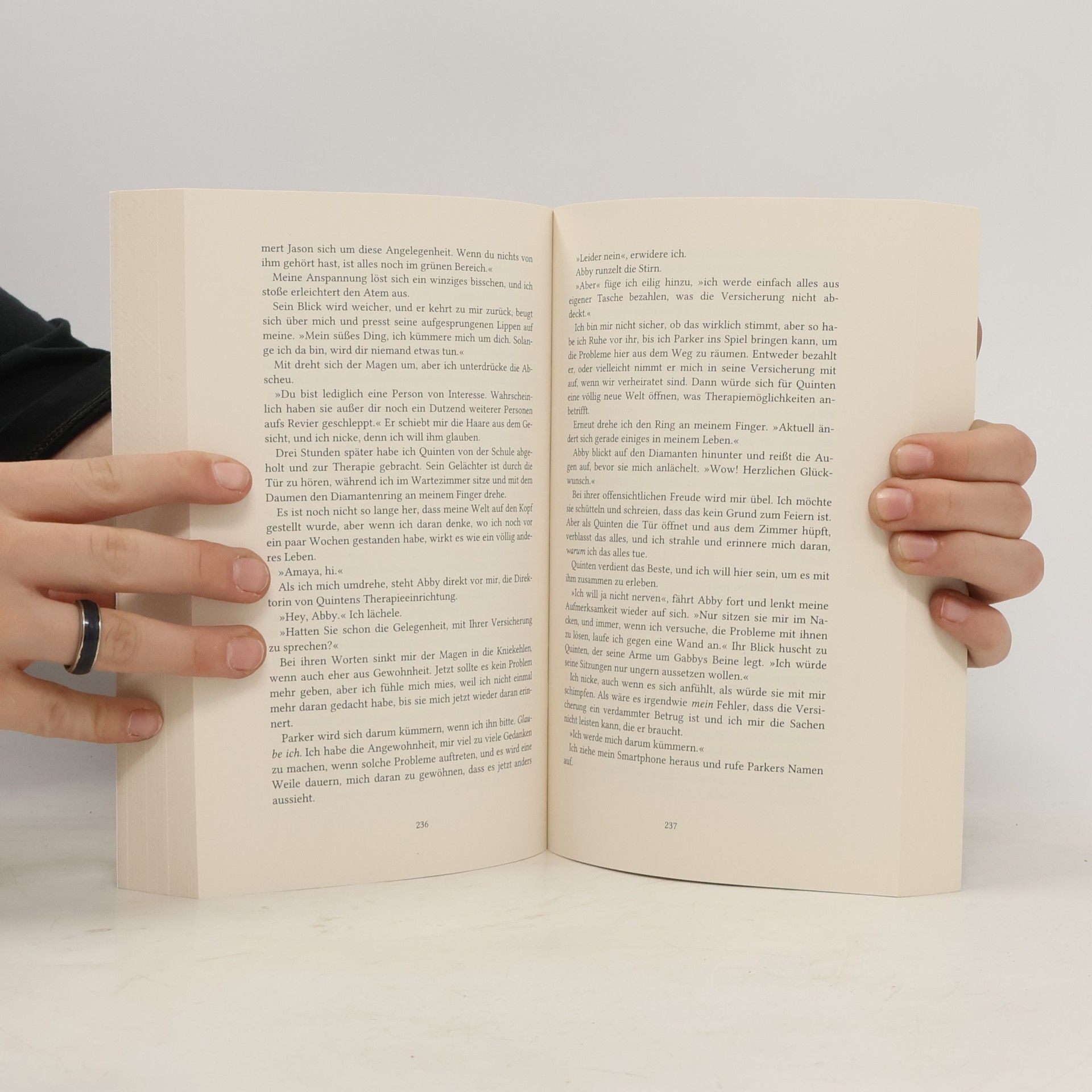 Birte Mirbach Crossed