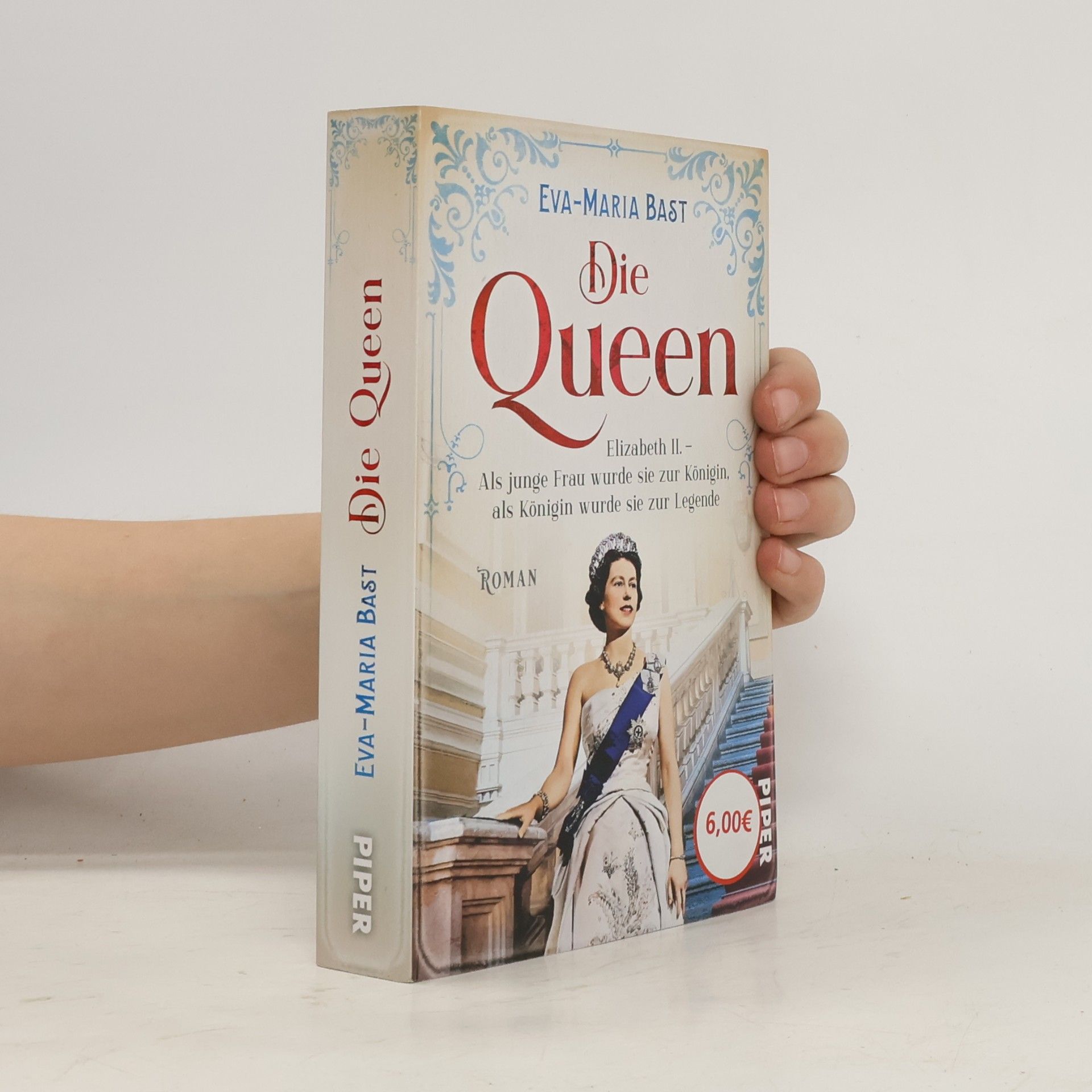 Eva-Maria Bast Die Queen
