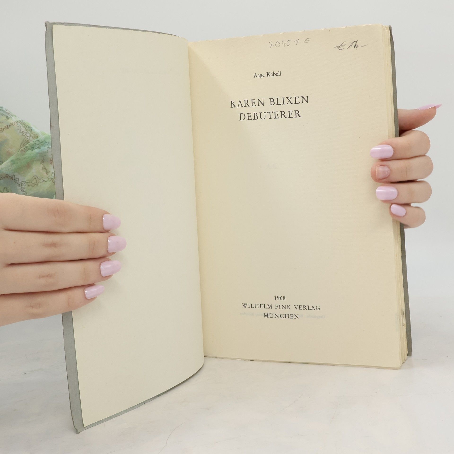 Aage Kabell Karen Blixen debuterer