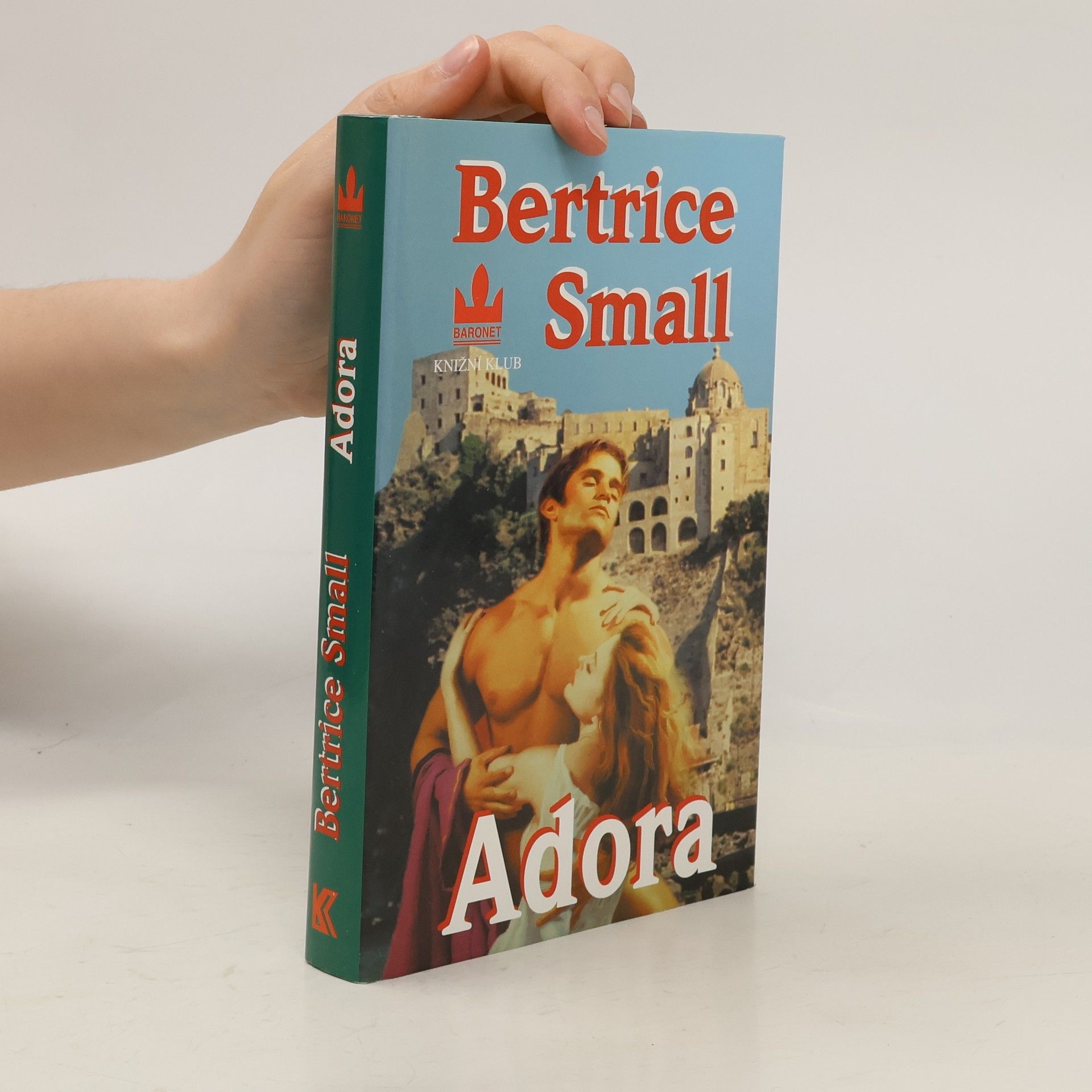 Bertrice Small Adora