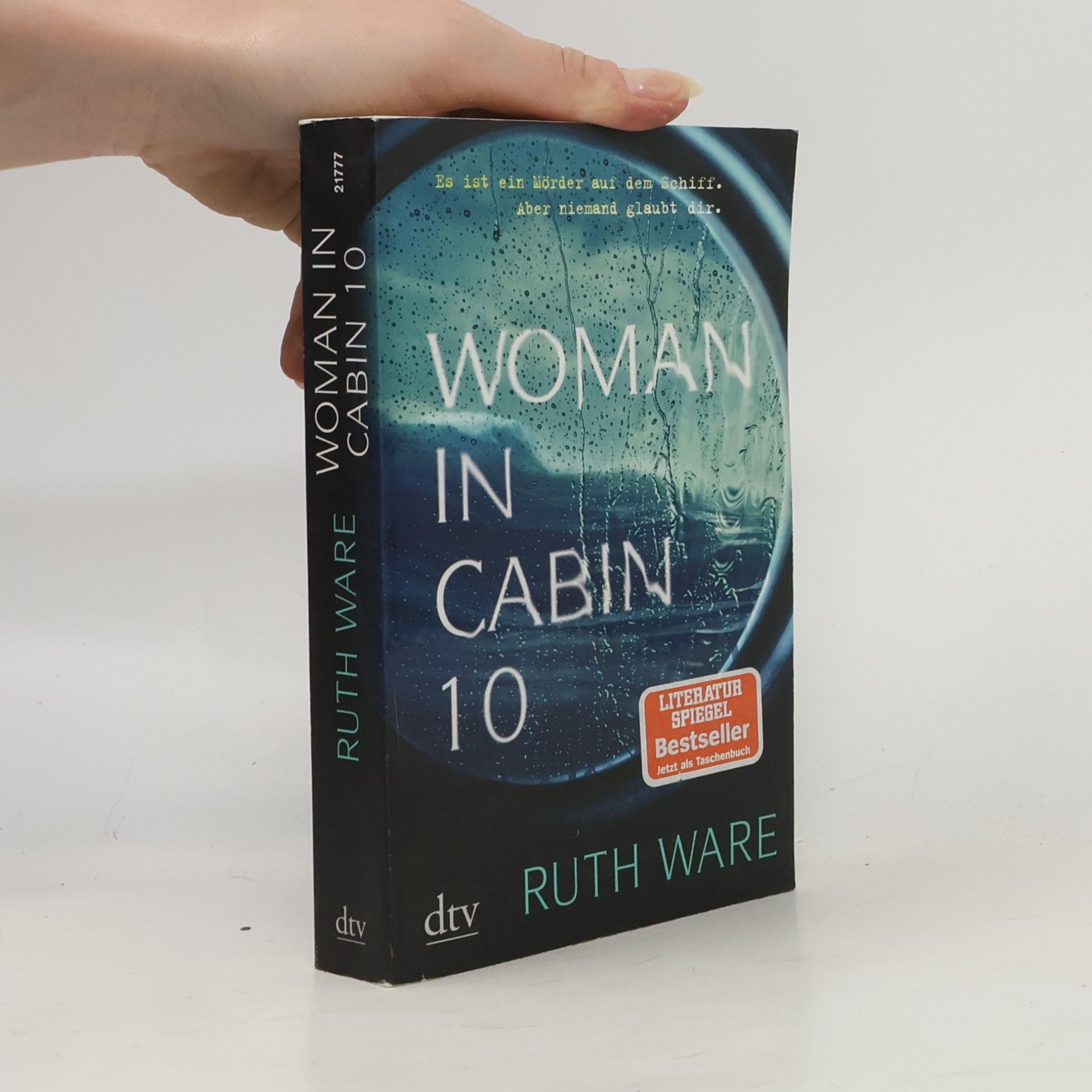 Ruth Ware Woman in Cabin 10