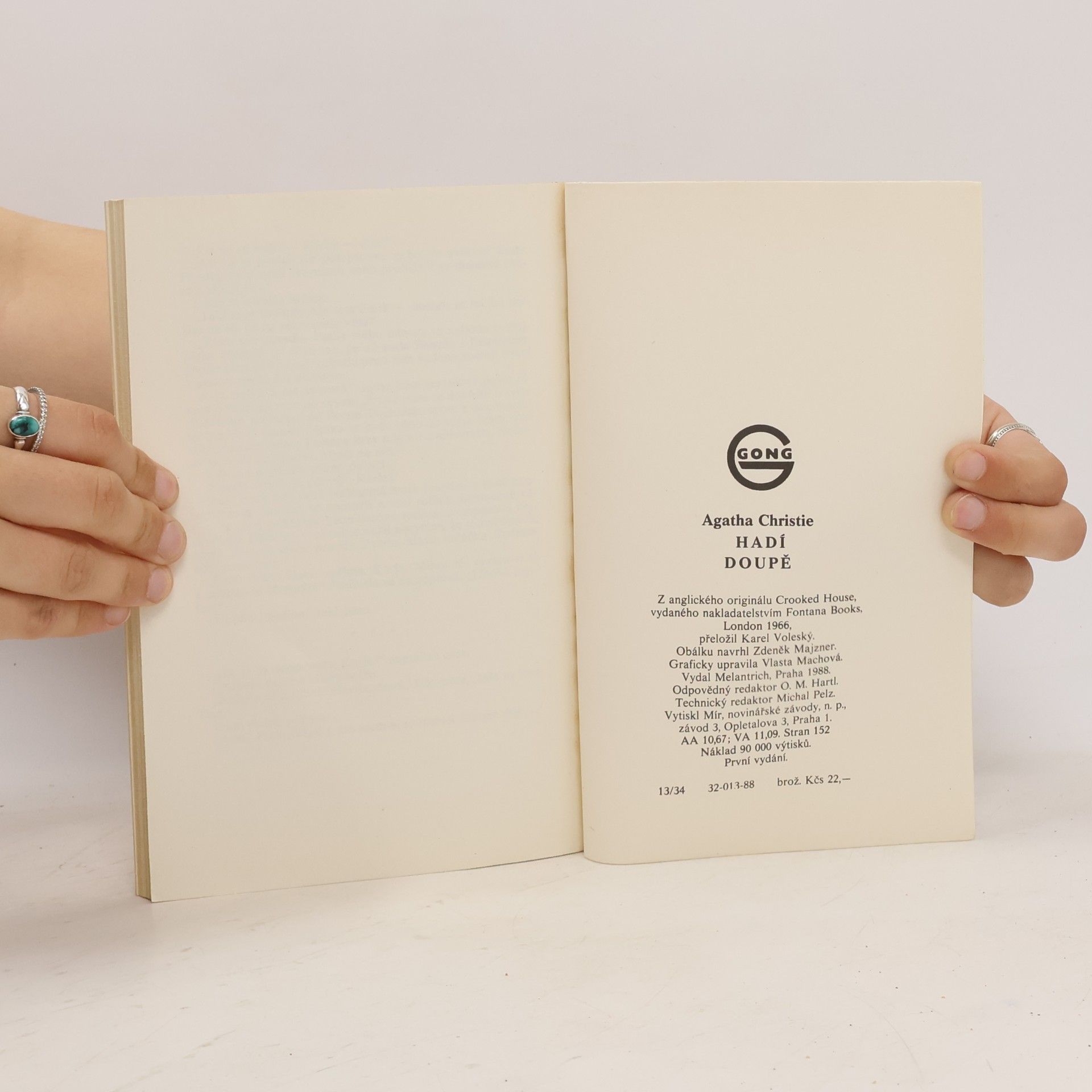 Agatha Christie Hadí doupě