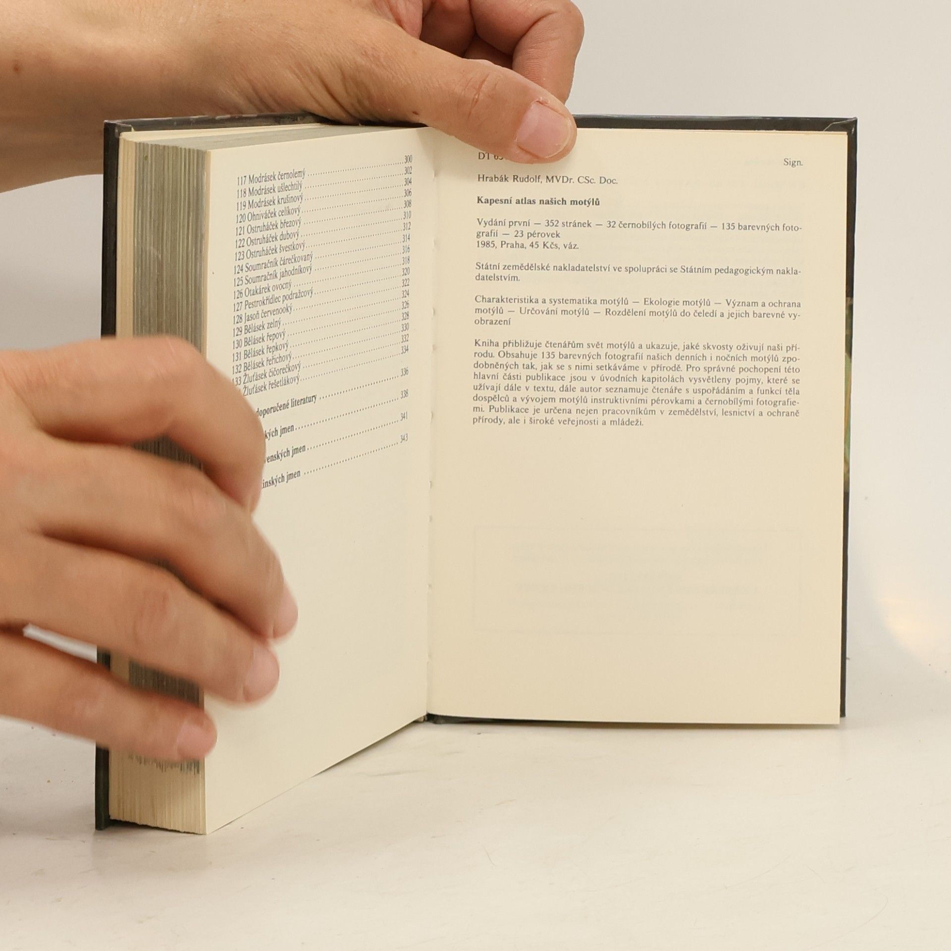 Rudolf Hrabák Kapesní atlas našich motýlů