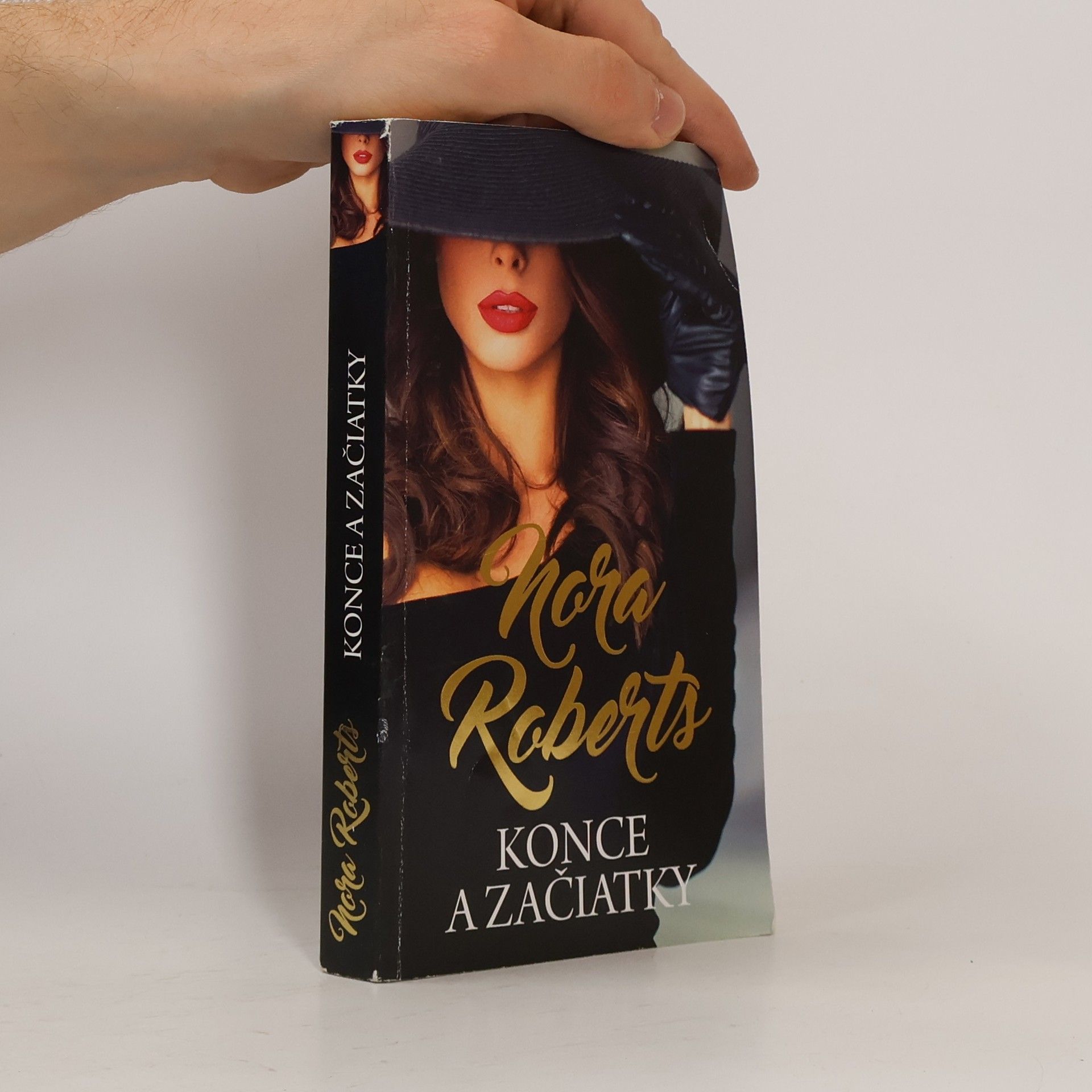 Nora Roberts Konce a začiatky