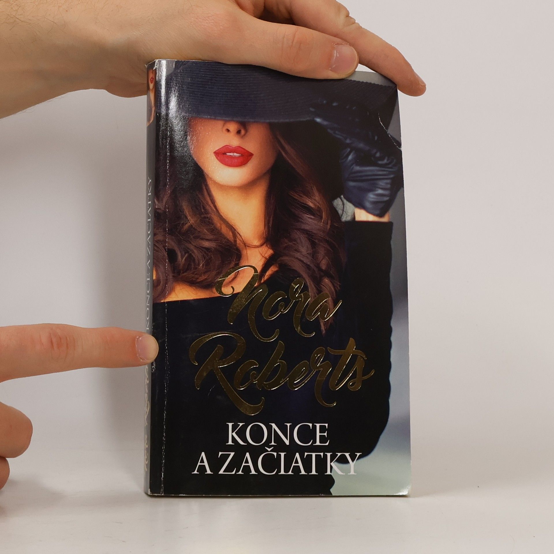 Nora Roberts Konce a začiatky