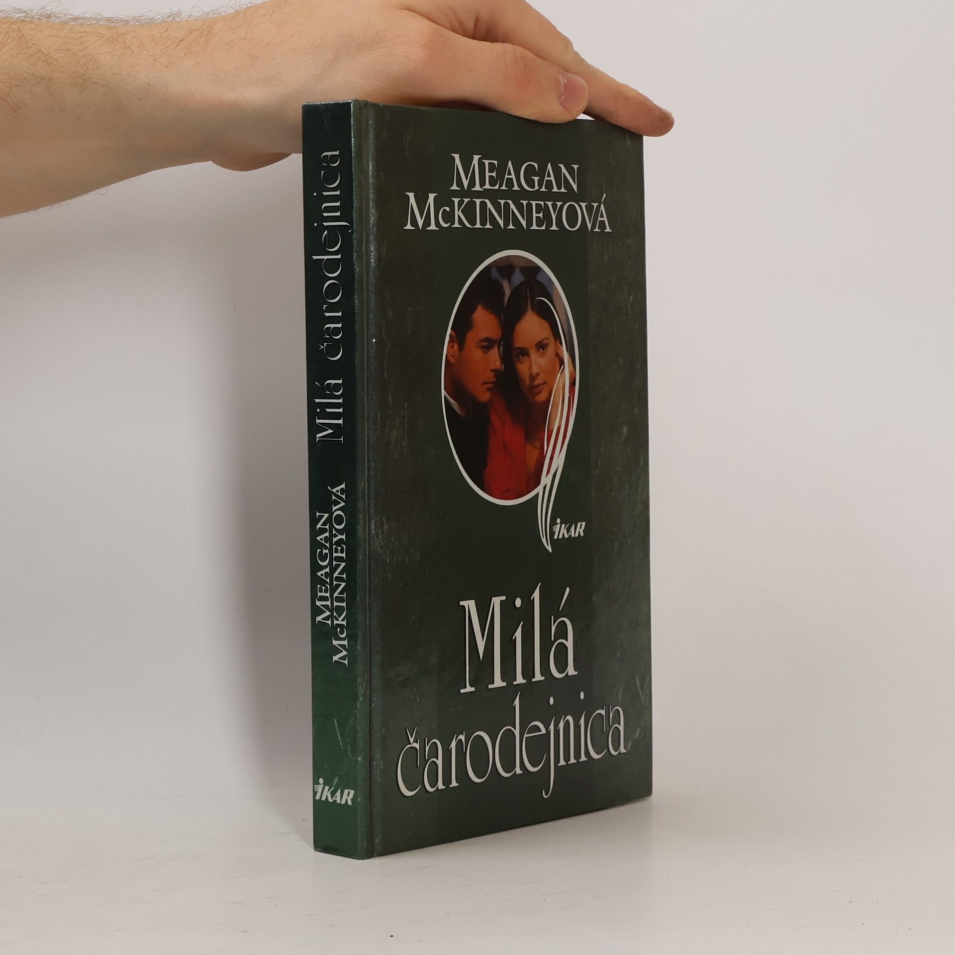Meagan McKinney Milá čarodejnica