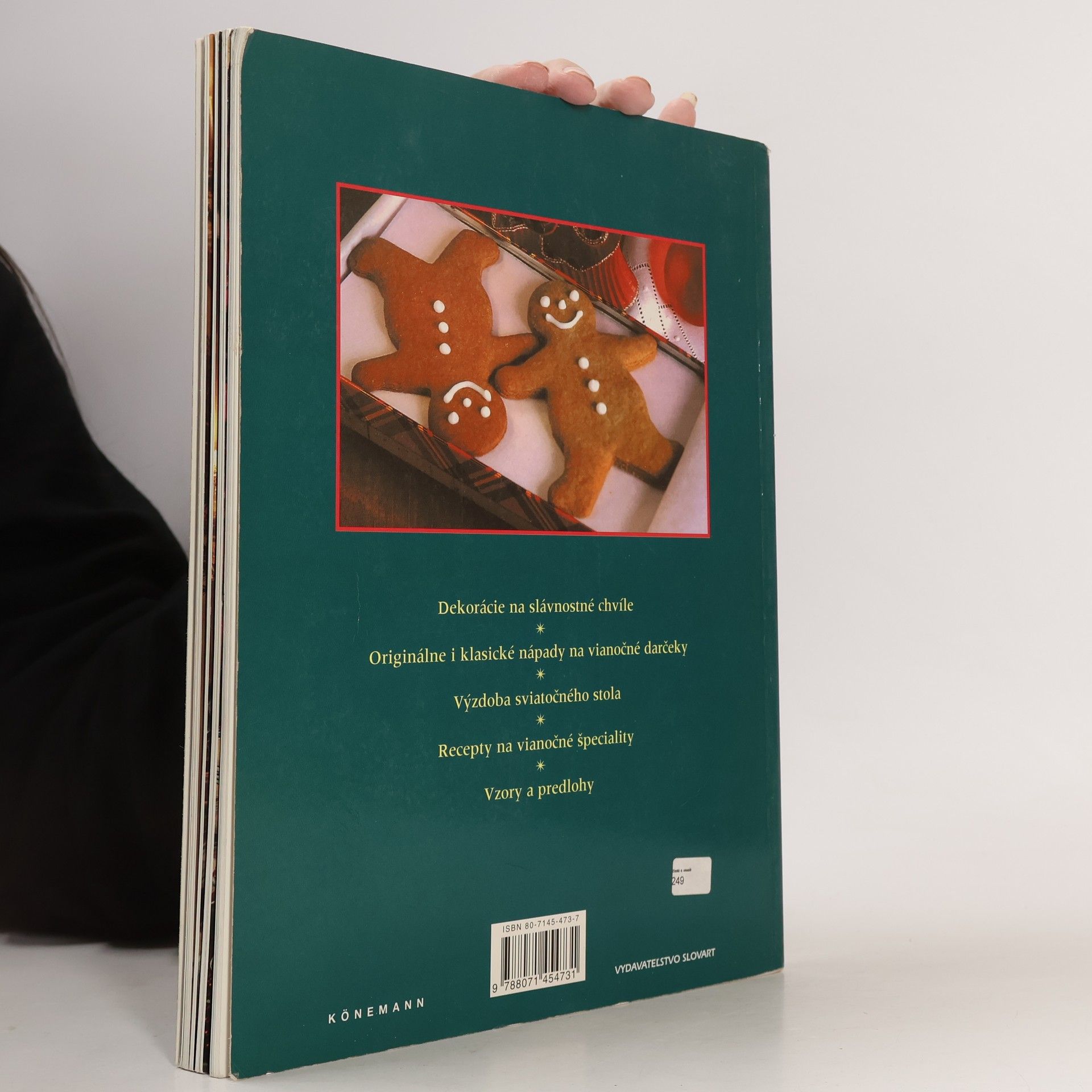 Autorenkollektiv Šťastné a veselé... recepty, ručné práce, dekorácie