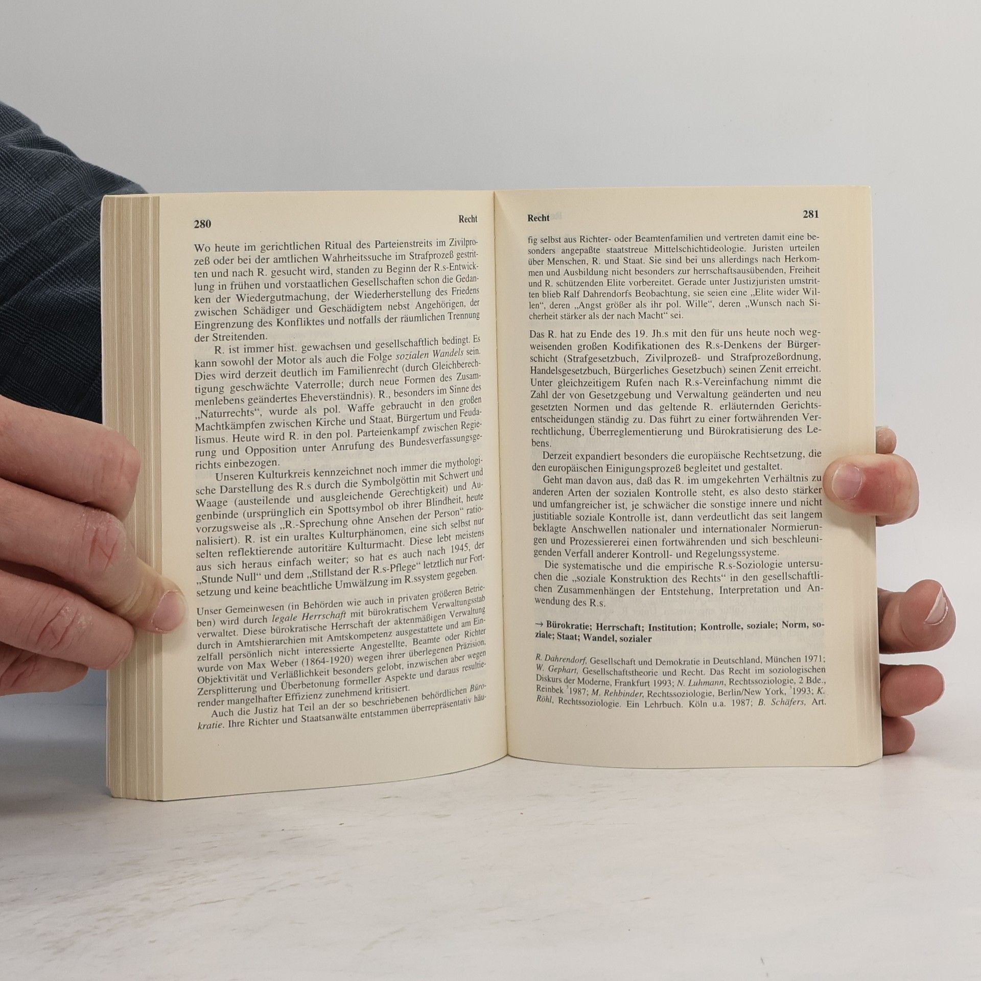Bernhard Schäfers Grundbegriffe der Soziologie