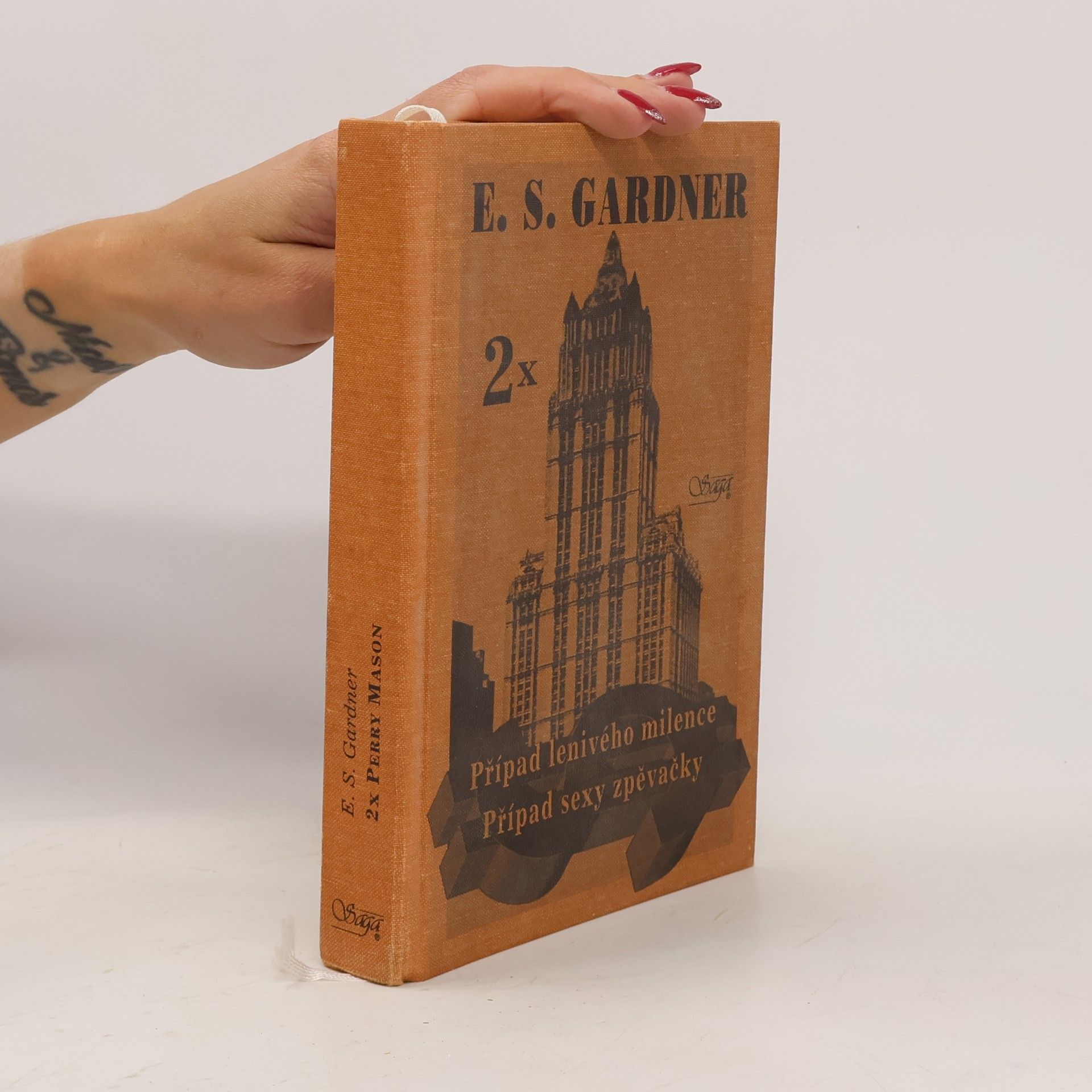 Erle Stanley Gardner Případ lenivého milence / Případ sexy zpěvačky