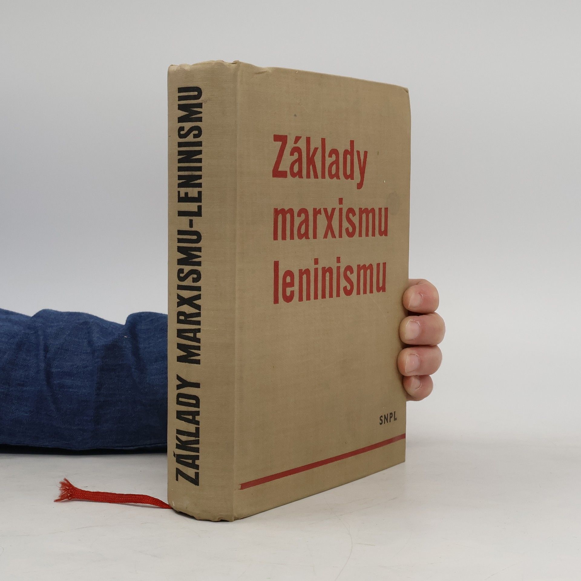 Autorenkollektiv Základy marxismu leninismu