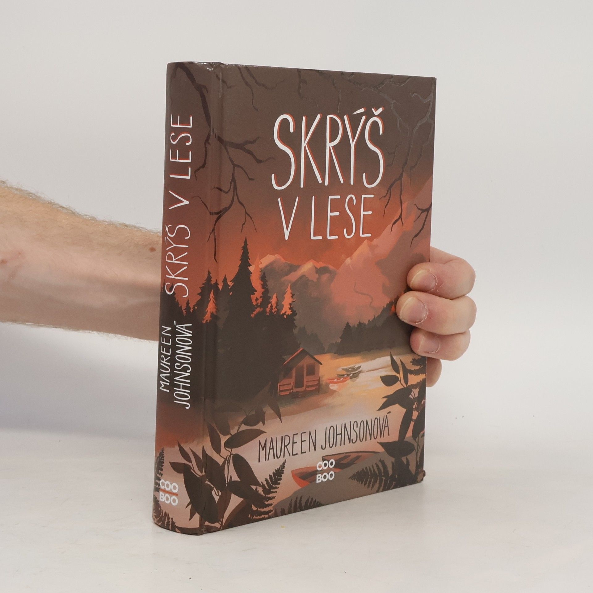 Maureen Johnson Skrýš v lese
