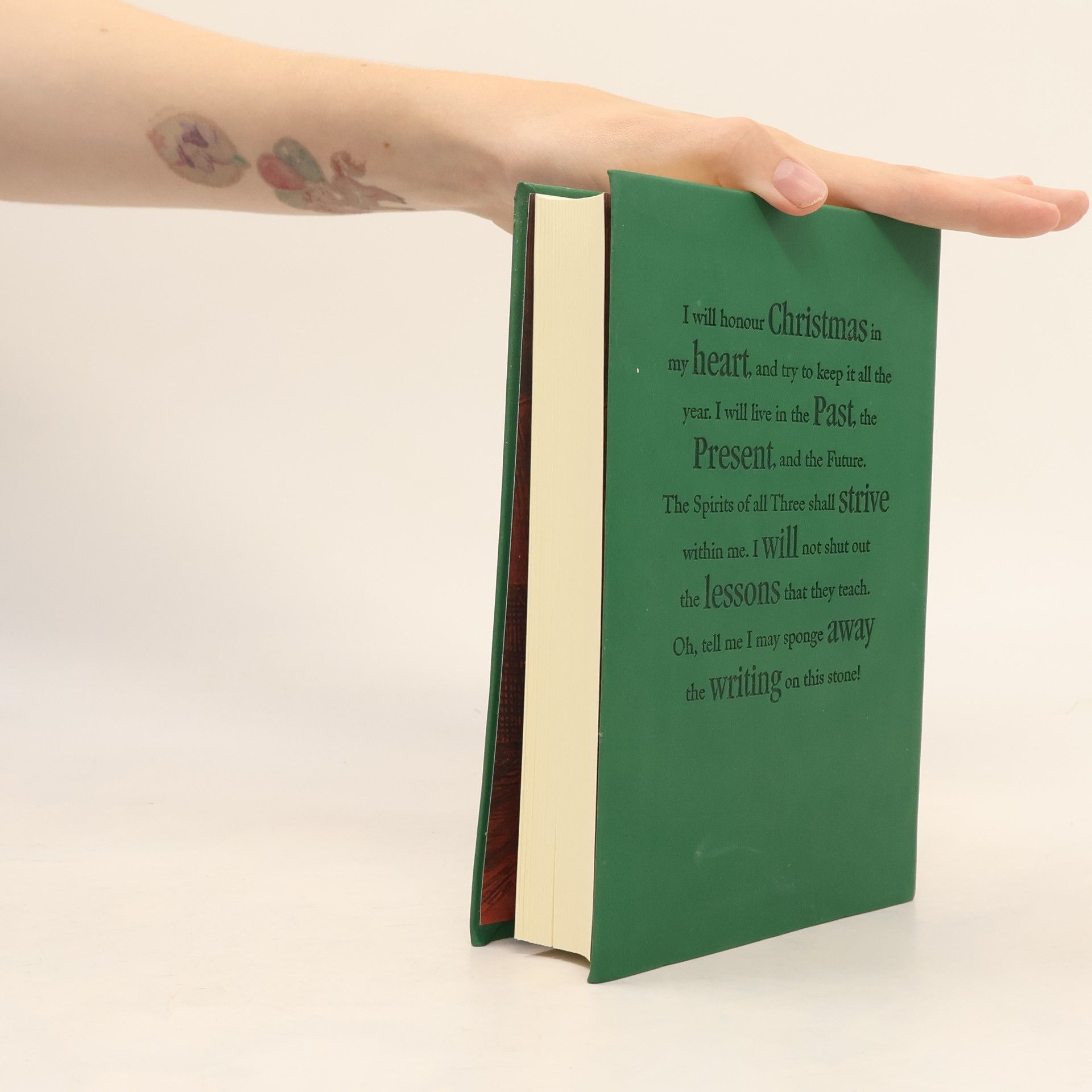 Charles Dickens Word Cloud Classics: A Christmas Carol: And Other Holiday Treasures