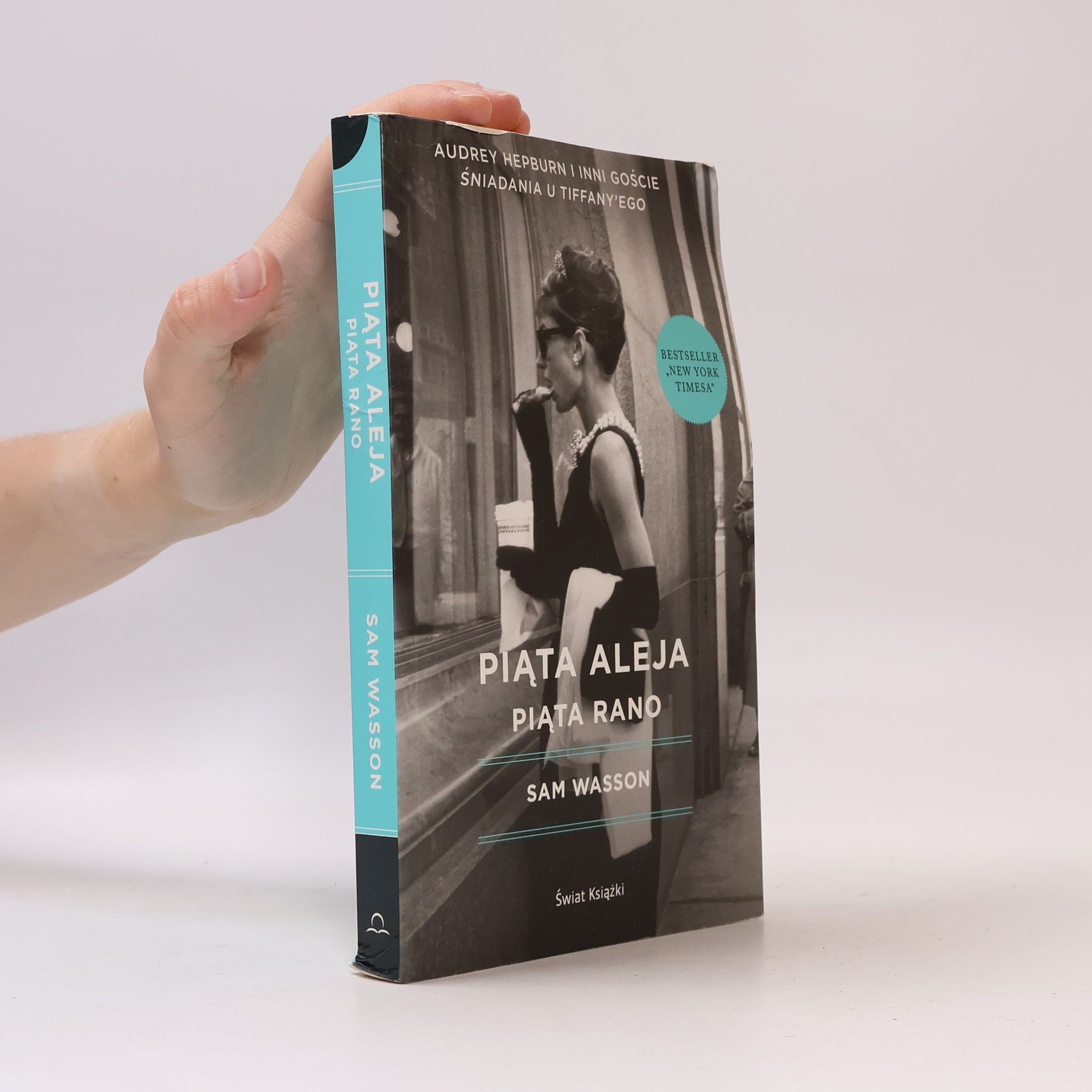 Agnieszka Lipska-Nakoniecznik Piąta Aleja, piąta rano