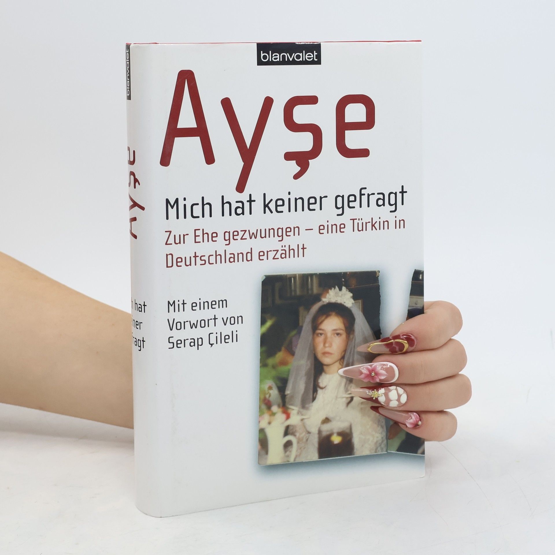Ays e. Mich hat keiner gefragt