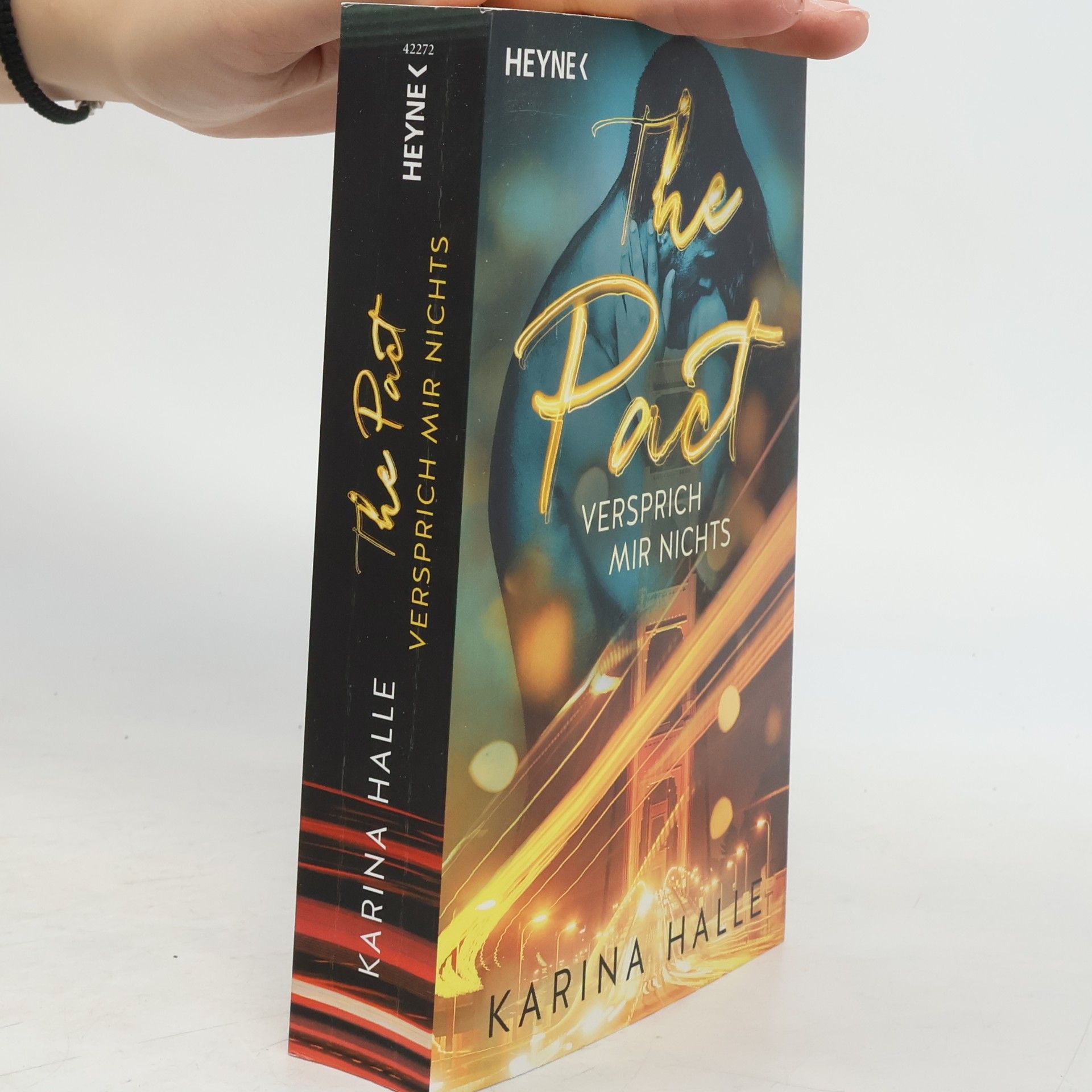 Karina Halle The Pact