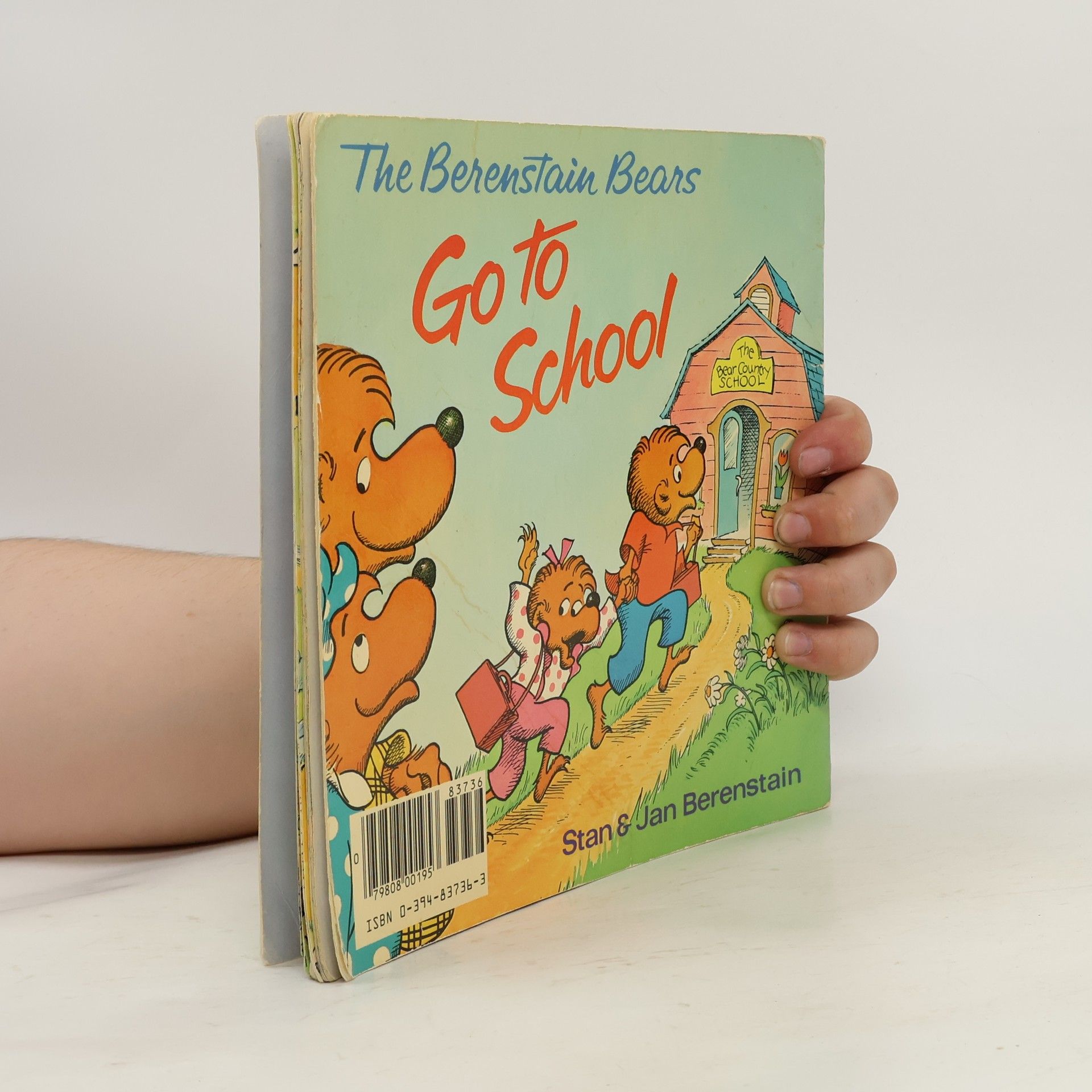 Stan Berenstain The Berenstain Bears Go to School
