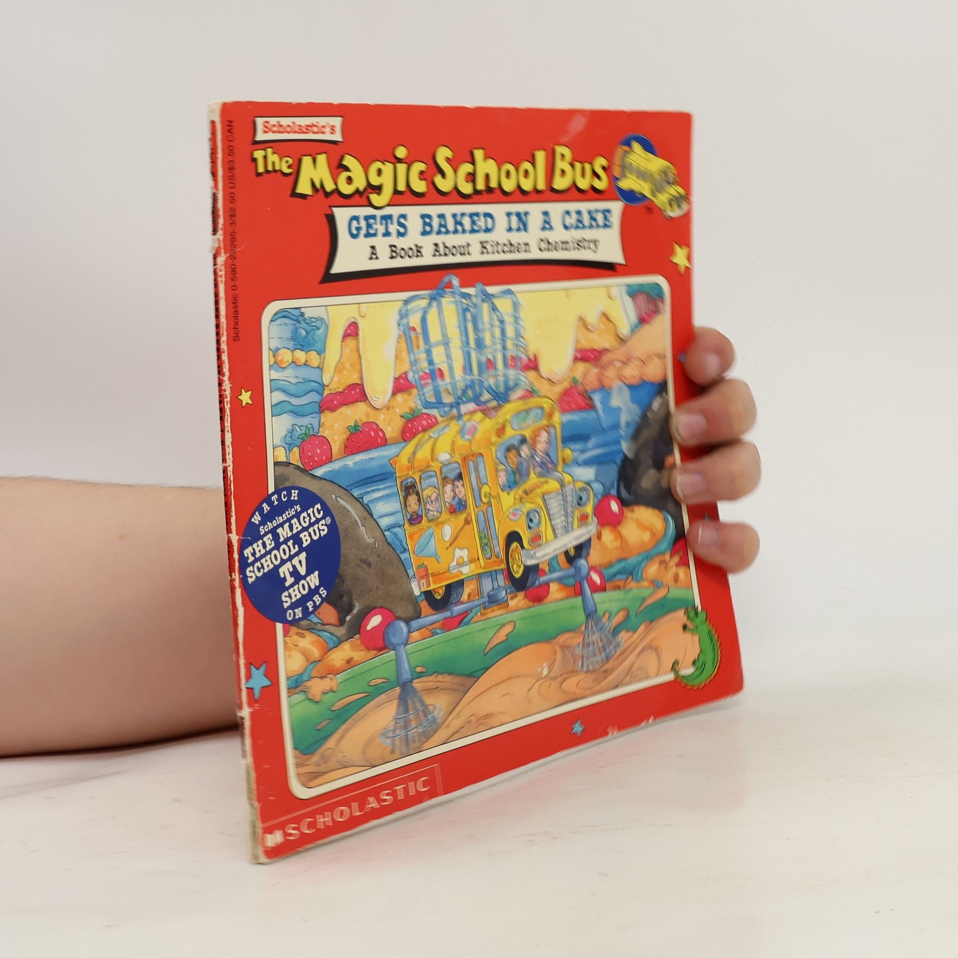 Linda Beech The Magic School Bus Gets Baked in a Cake