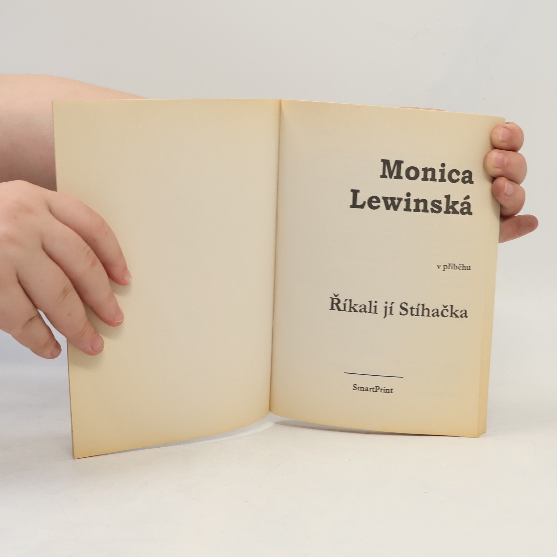 Monica Lewinská Monica Lewinská: Říkali jí stíhačka v příběhu