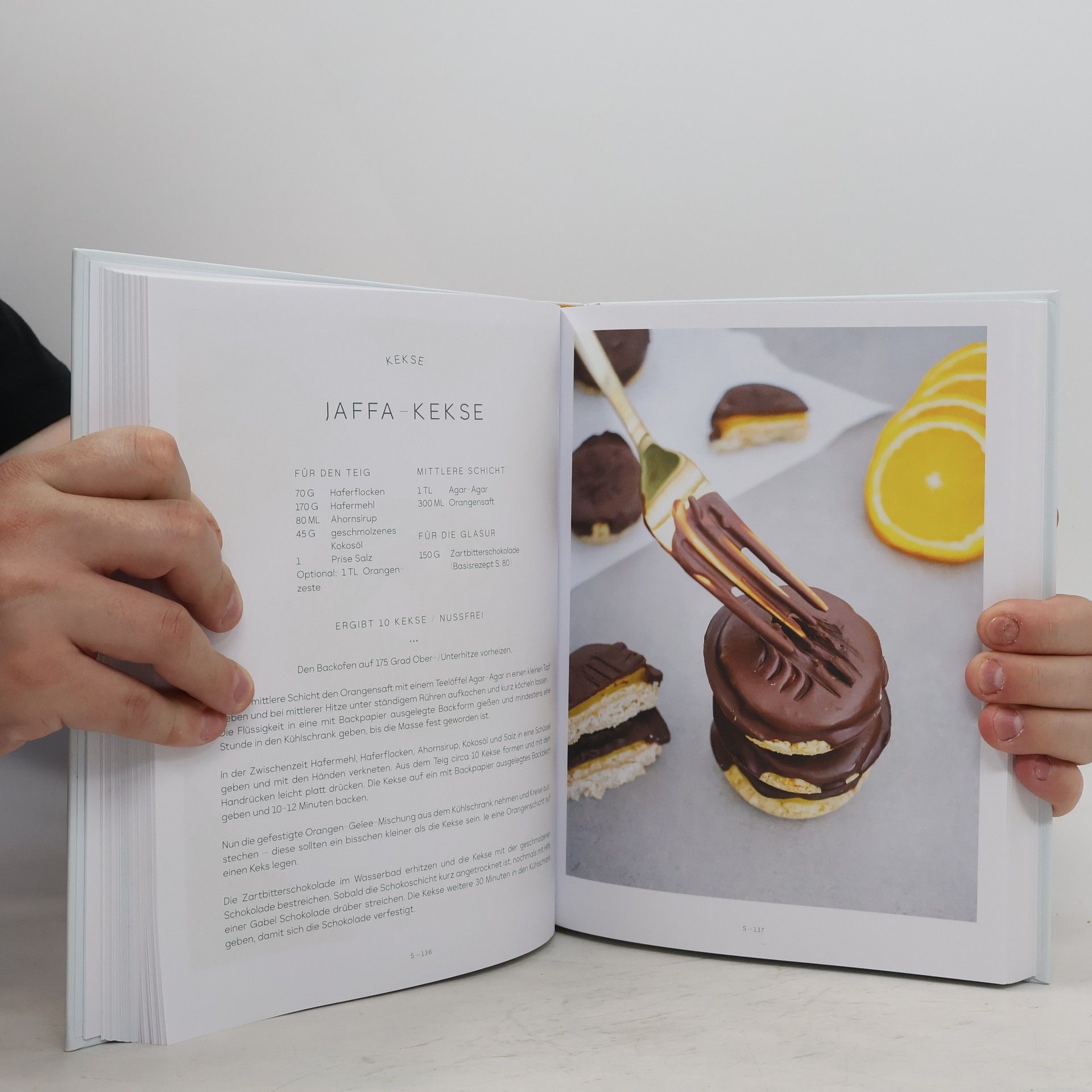 Eileen Pesarini NATURAL SWEETS - das Backbuch