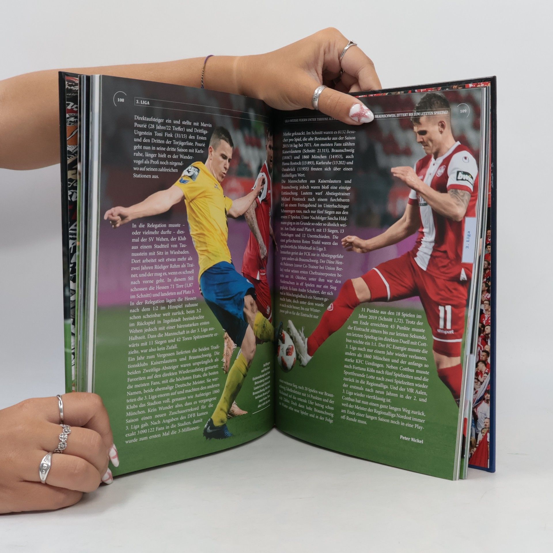 Collectif d'auteurs Kicker Fußball-Jahrbuch 2019
