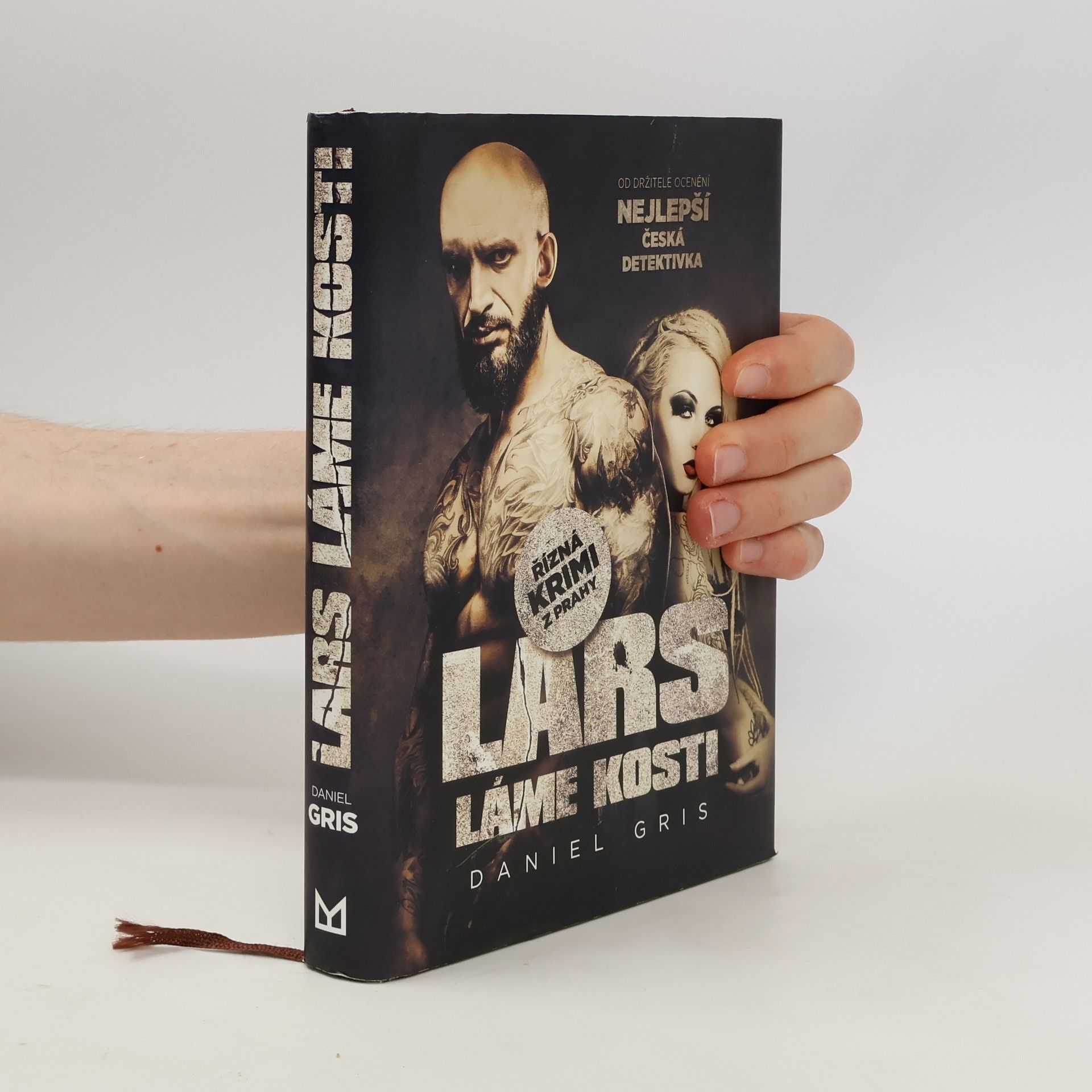 Daniel Gris Lars láme kosti