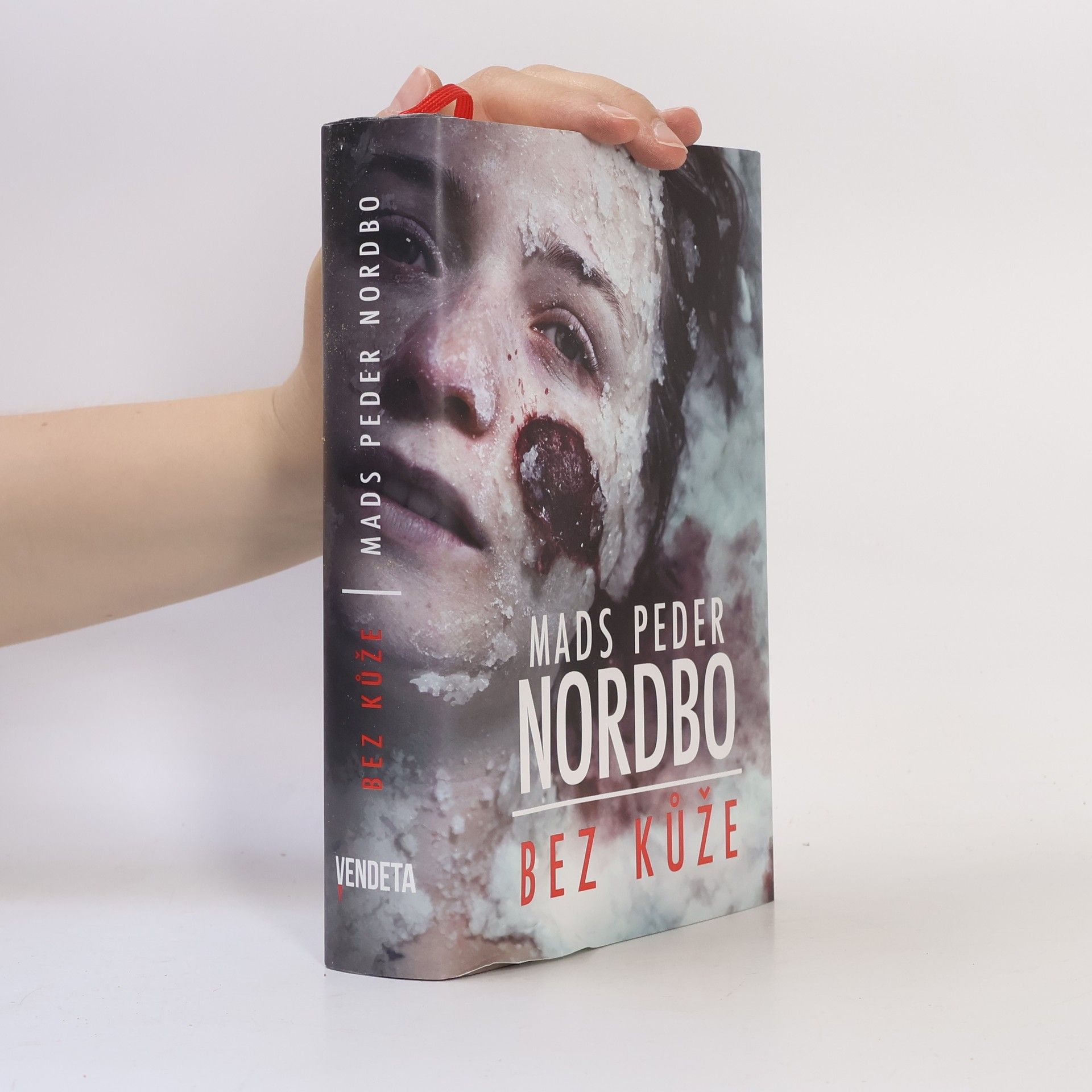Mads Peder Nordbo Bez kůže