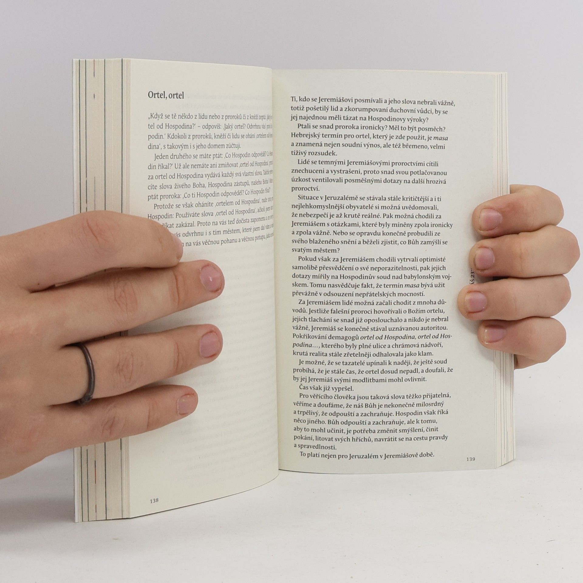 Věra Tydlitátová Jeremiáš, biblickým textem provází Věra Tydlitátová