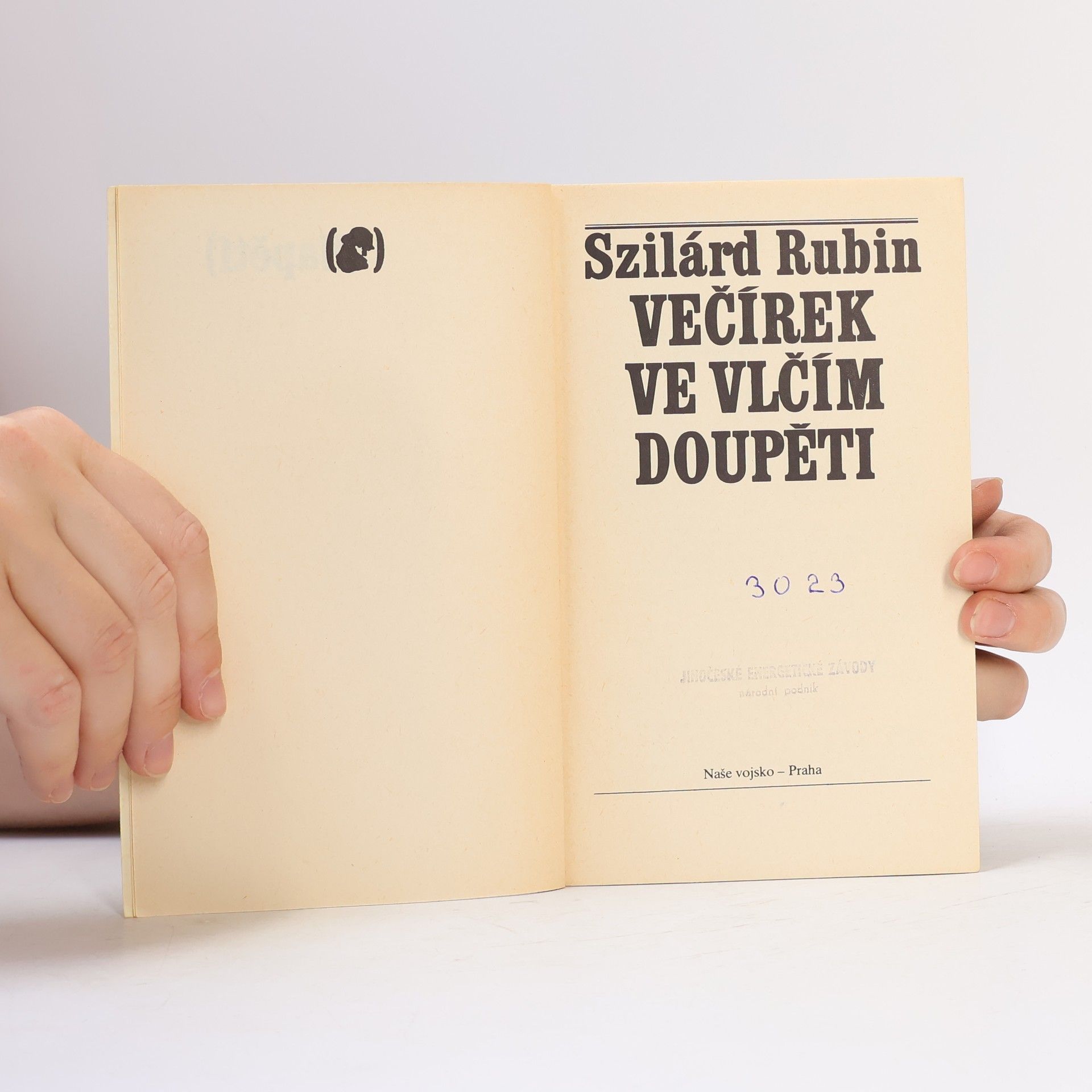 Szilárd Rubin Večírek ve vlčím doupěti