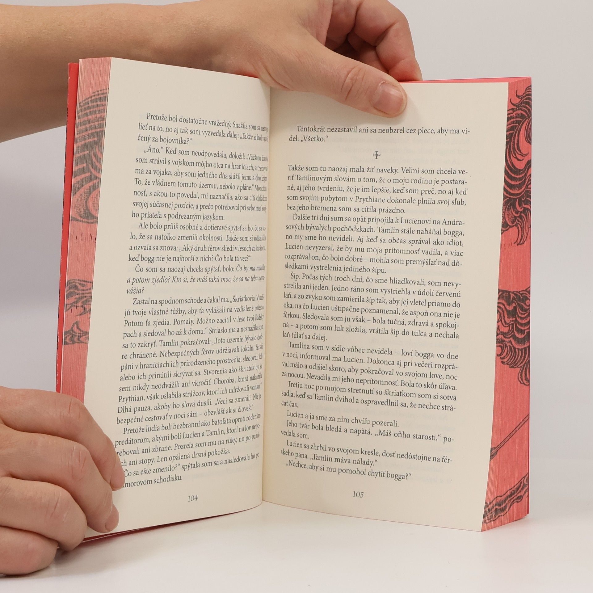 Sarah J. Maas Na dvore z tŕňov a ruží