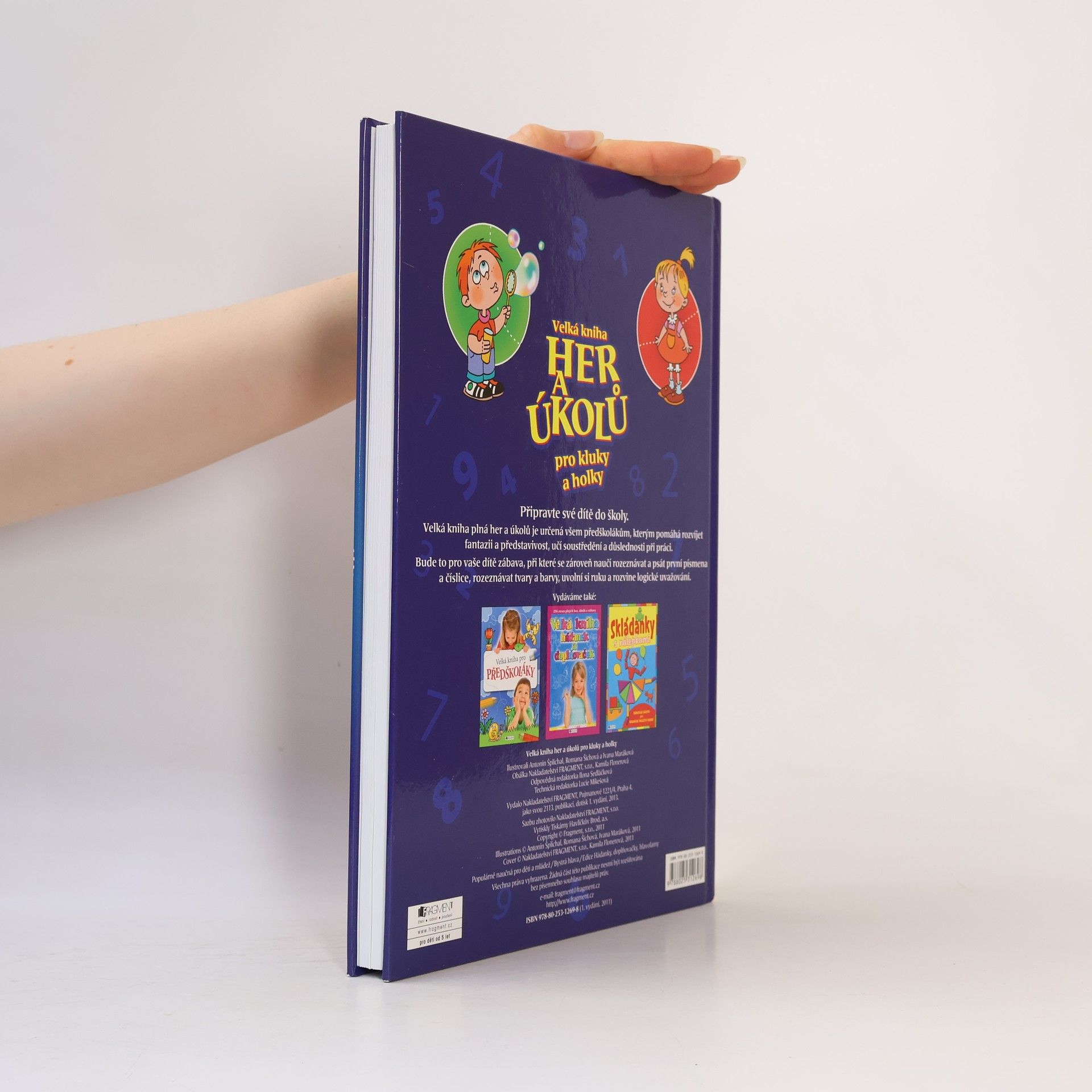 Various authors Velká kniha her a úkolů pro kluky a holky