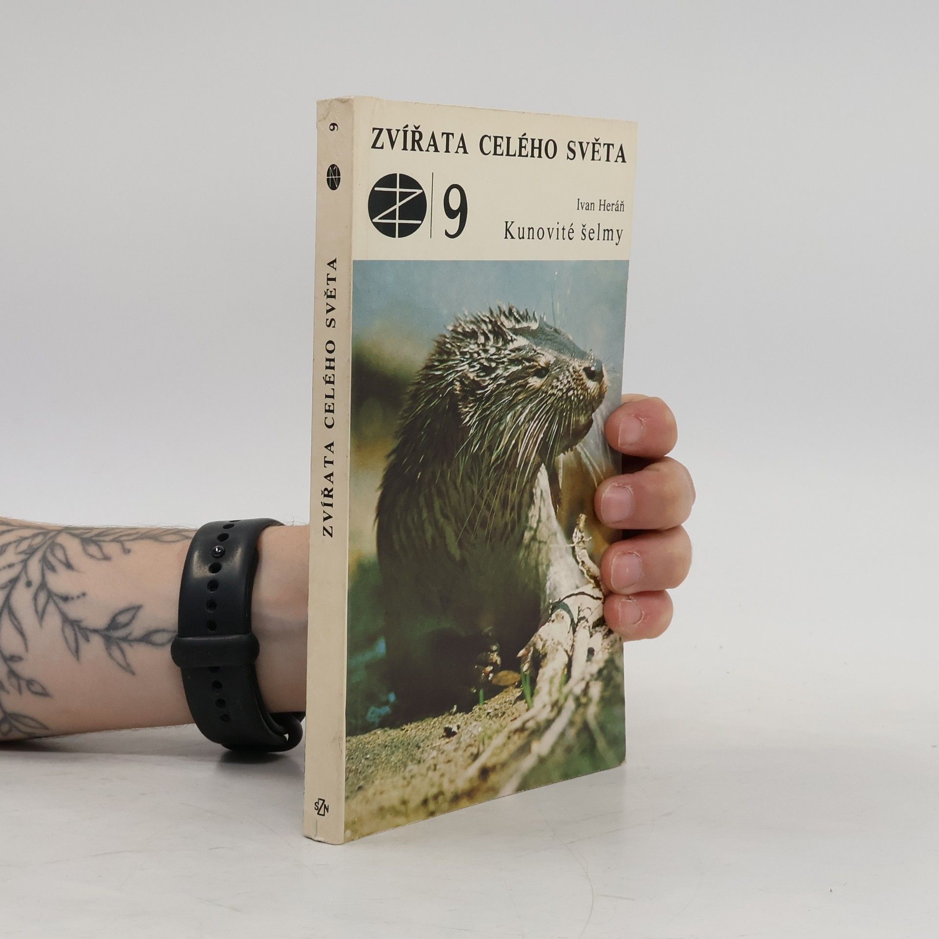 Ivan Heráň Zvířata celého světa 9. Kunovité šelmy