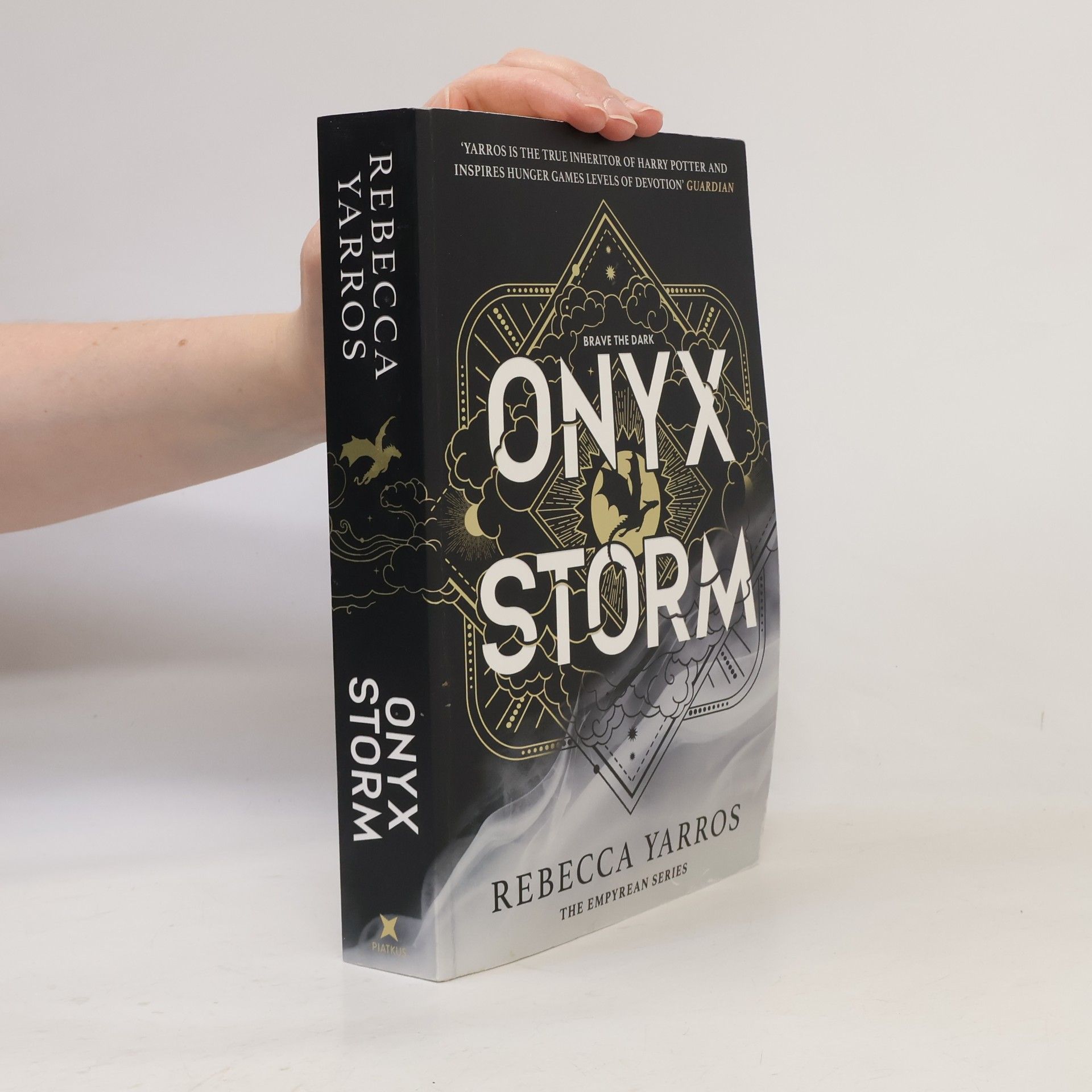 Rebecca Yarros Onyx Storm