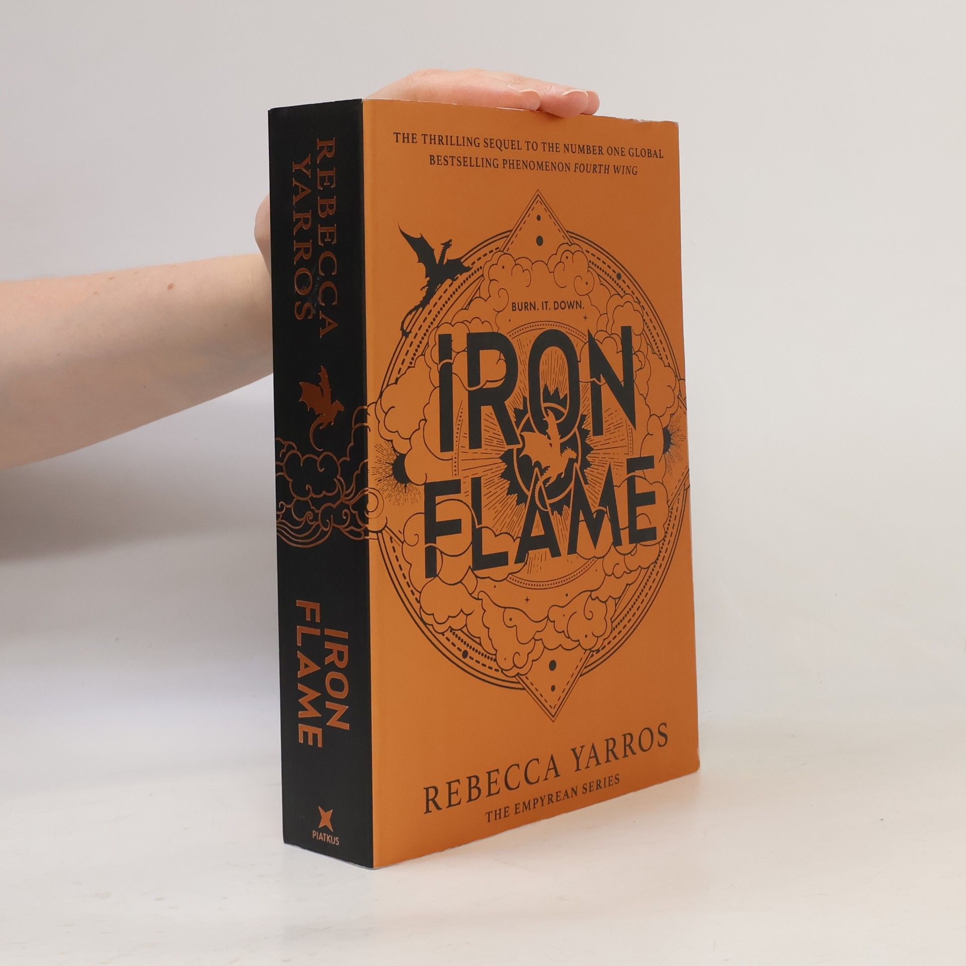 Rebecca Yarros Iron Flame