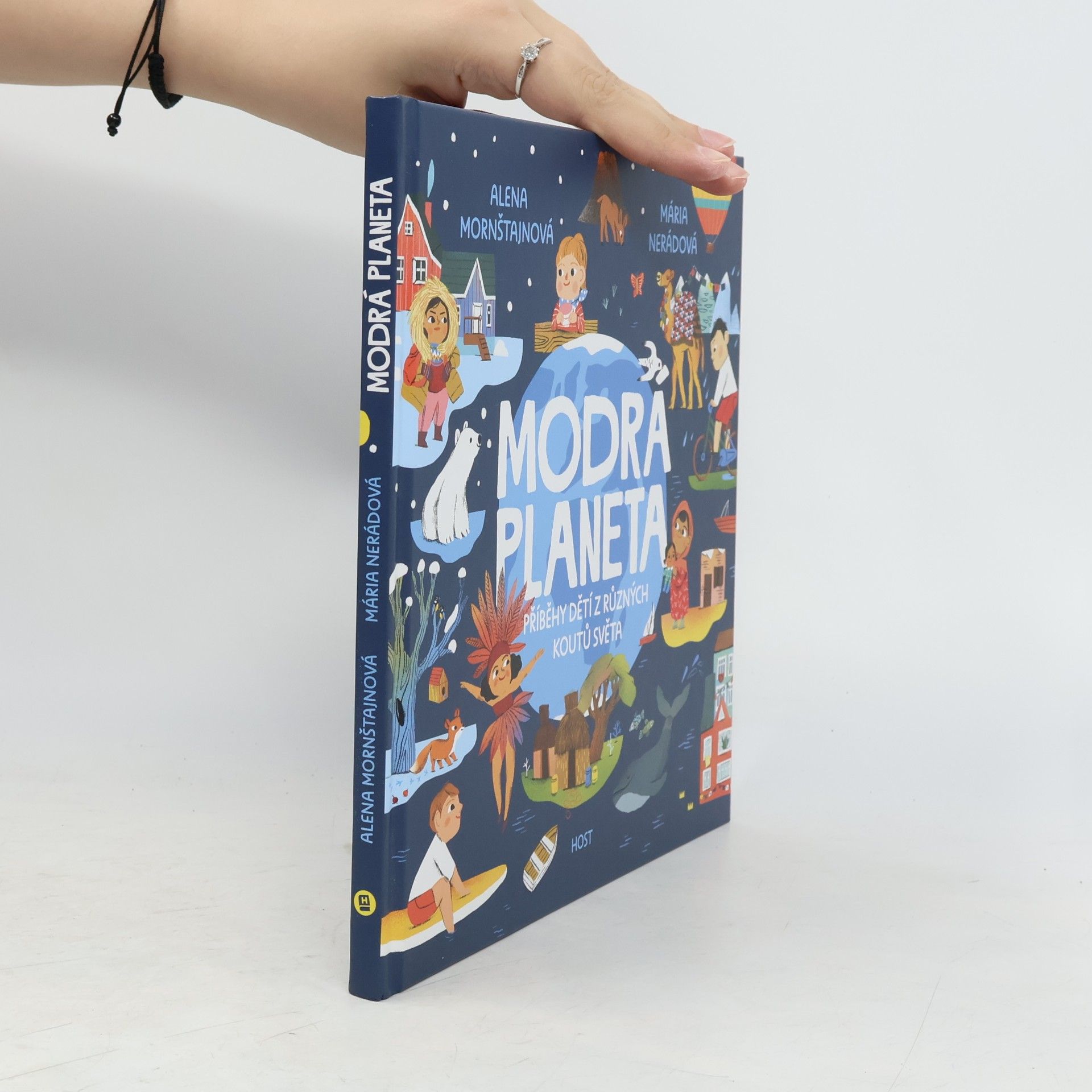 Alena Mornštajnová Modrá planeta